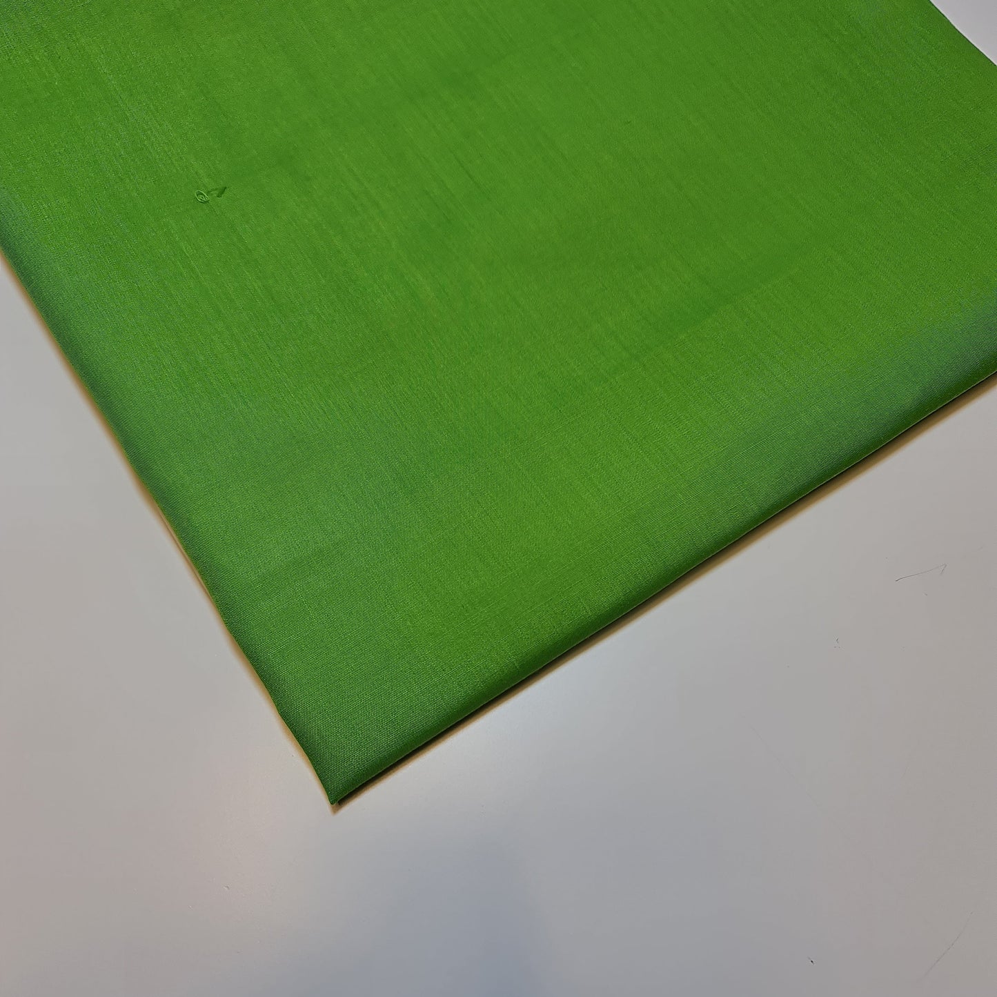 Plain Polycotton Fabric – 44" Wide Premium Dyed Material for Dressmaking, Crafts & Quilting