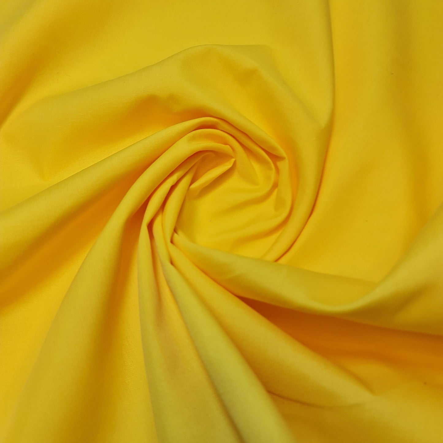 Plain Polycotton Fabric – 44" Wide Premium Dyed Material for Dressmaking, Crafts & Quilting