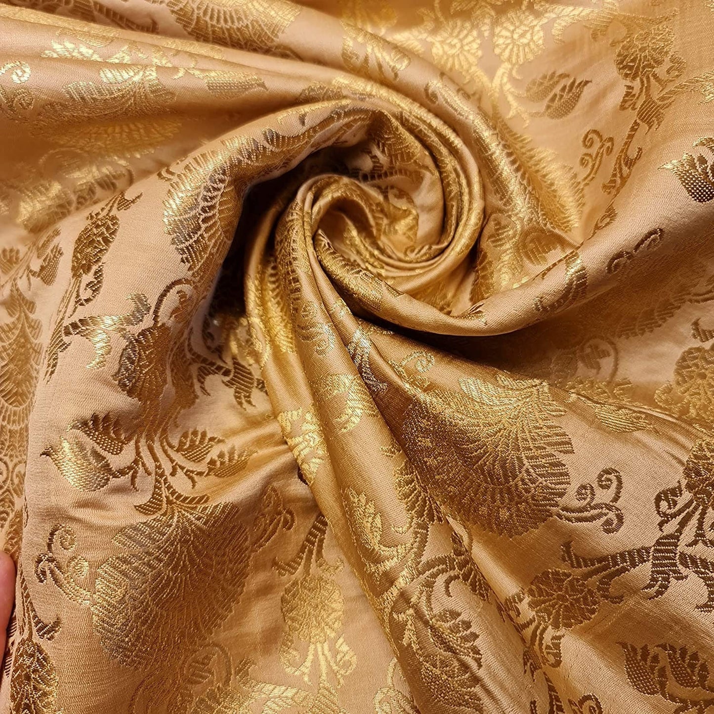 Regal Floral Pattern Indian Banarasi Brocade Fabric – 44" Wide Premium Jacquard Dress & Craft Material