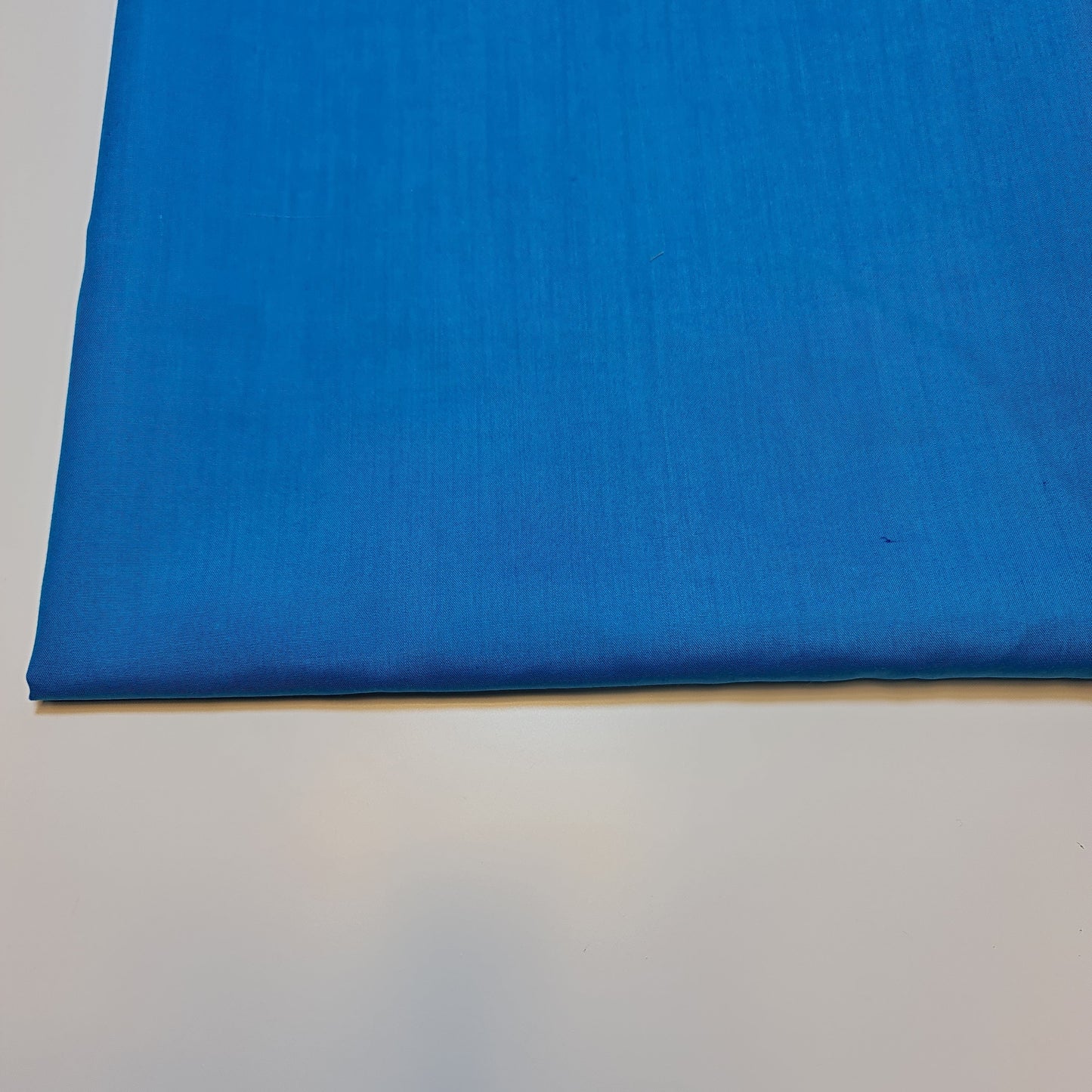 Plain Polycotton Fabric – 44" Wide Premium Dyed Material for Dressmaking, Crafts & Quilting