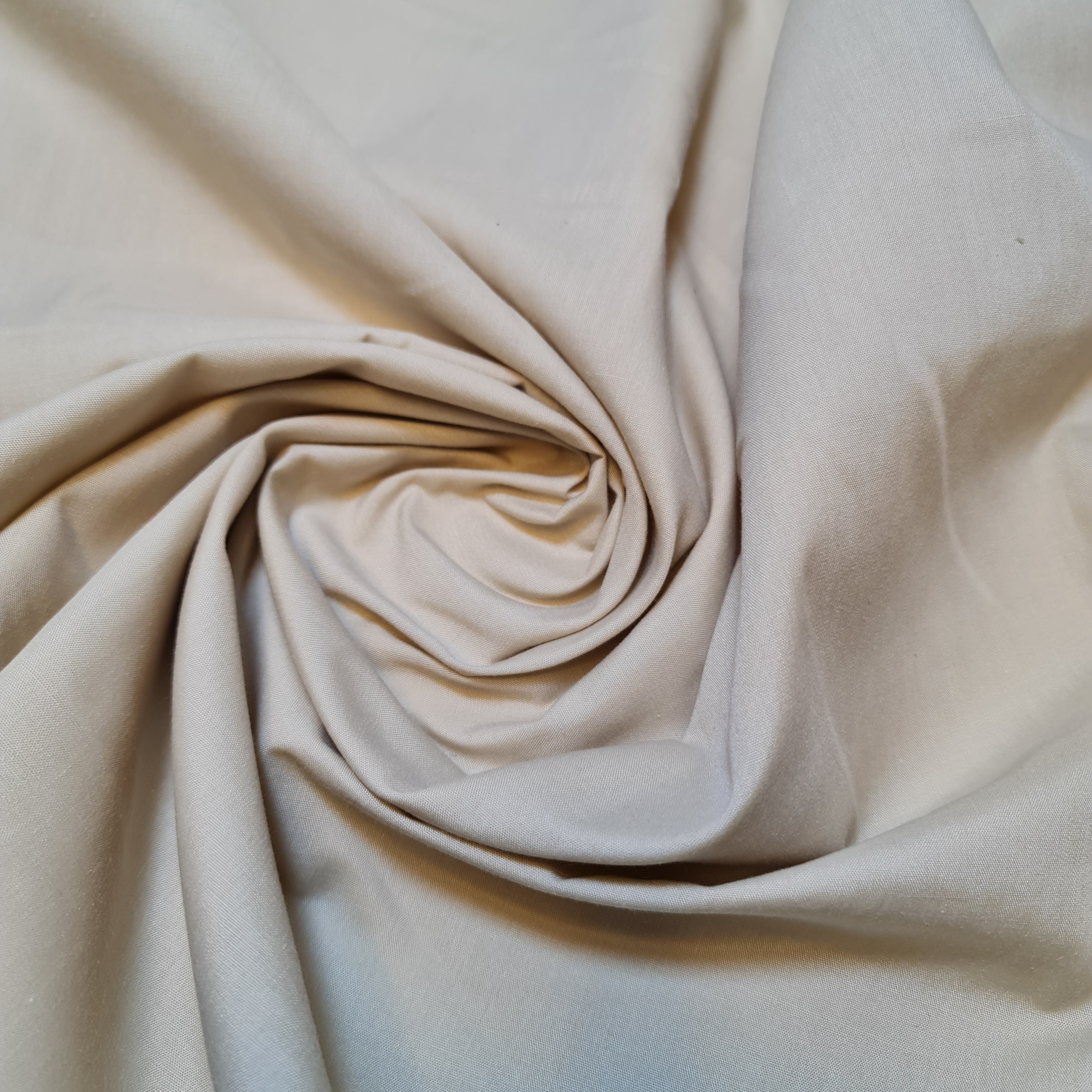 Plain Polycotton Fabric – 44