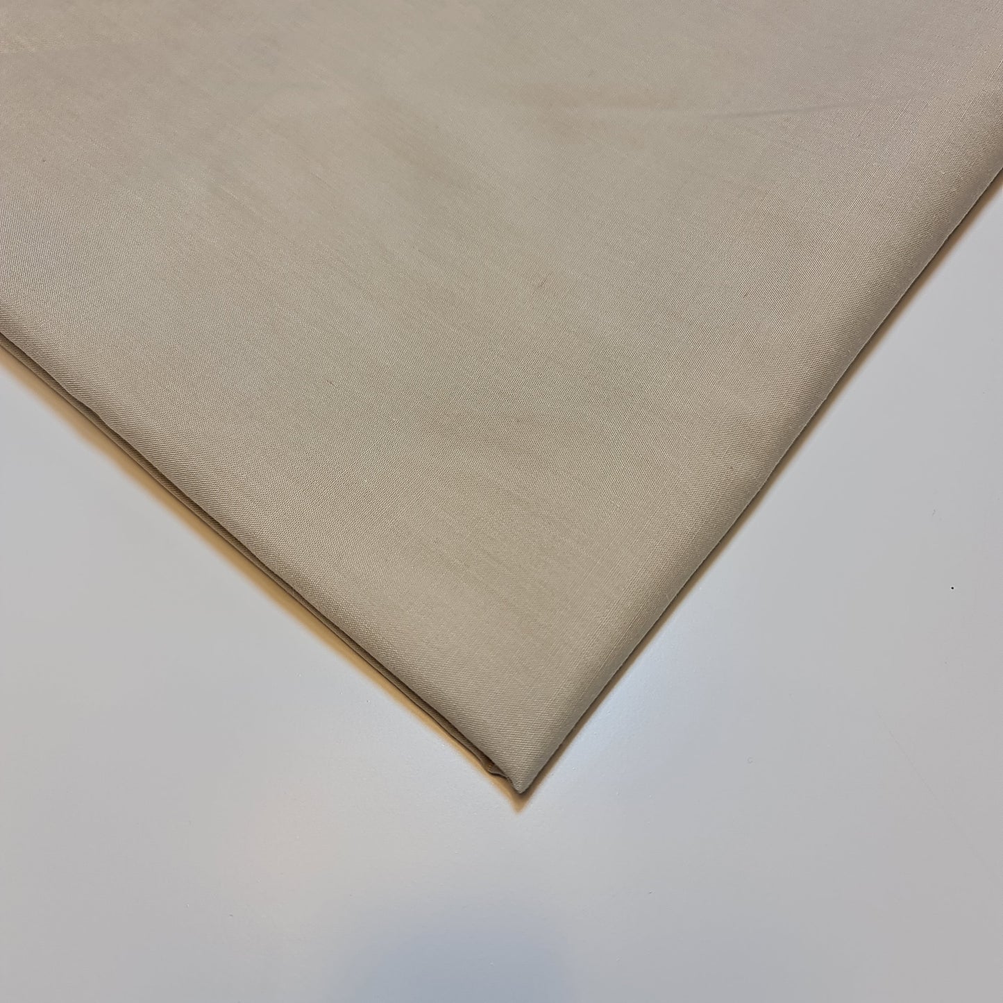 Plain Polycotton Fabric – 44" Wide Premium Dyed Material for Dressmaking, Crafts & Quilting