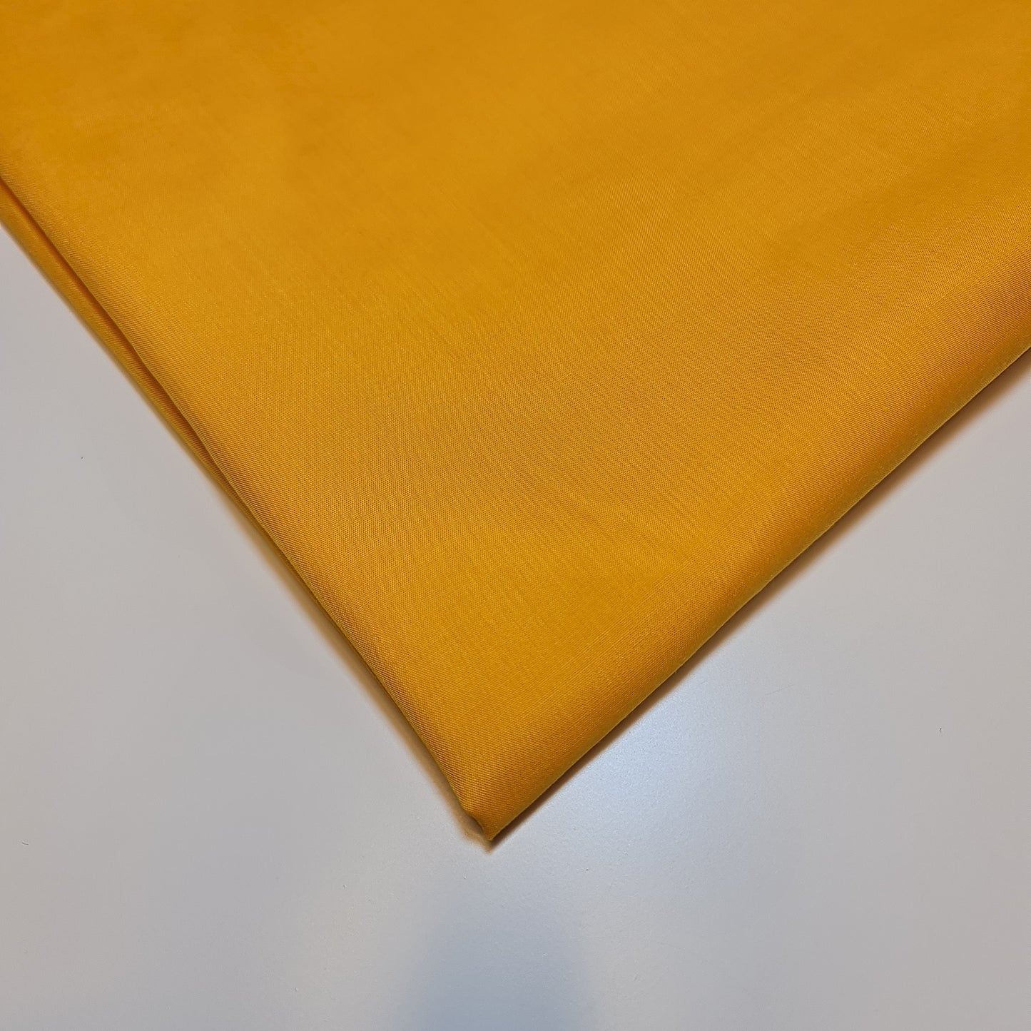 Plain Polycotton Fabric – 44" Wide Premium Dyed Material for Dressmaking, Crafts & Quilting