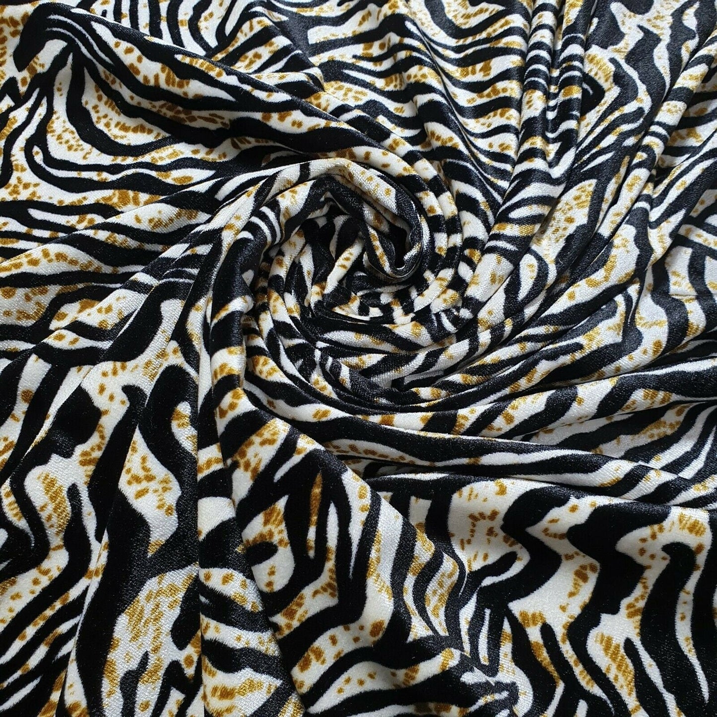 Stretch Animal & Floral Printed Velvet Fabric – 58" Wide Soft Upholstery, Patchwork & Craft Material