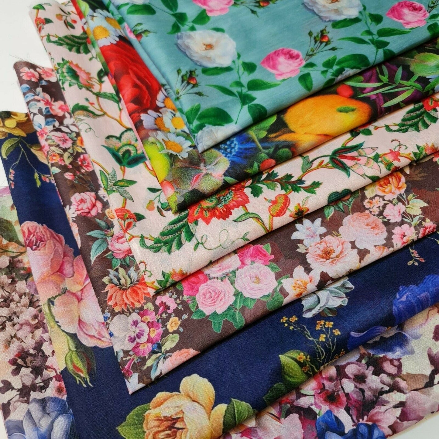 Bundle of 6 Floral Digital Print Lawn Polycotton Fat Quarter Quilting Patchwork Craft Fabric 50x50cm Material