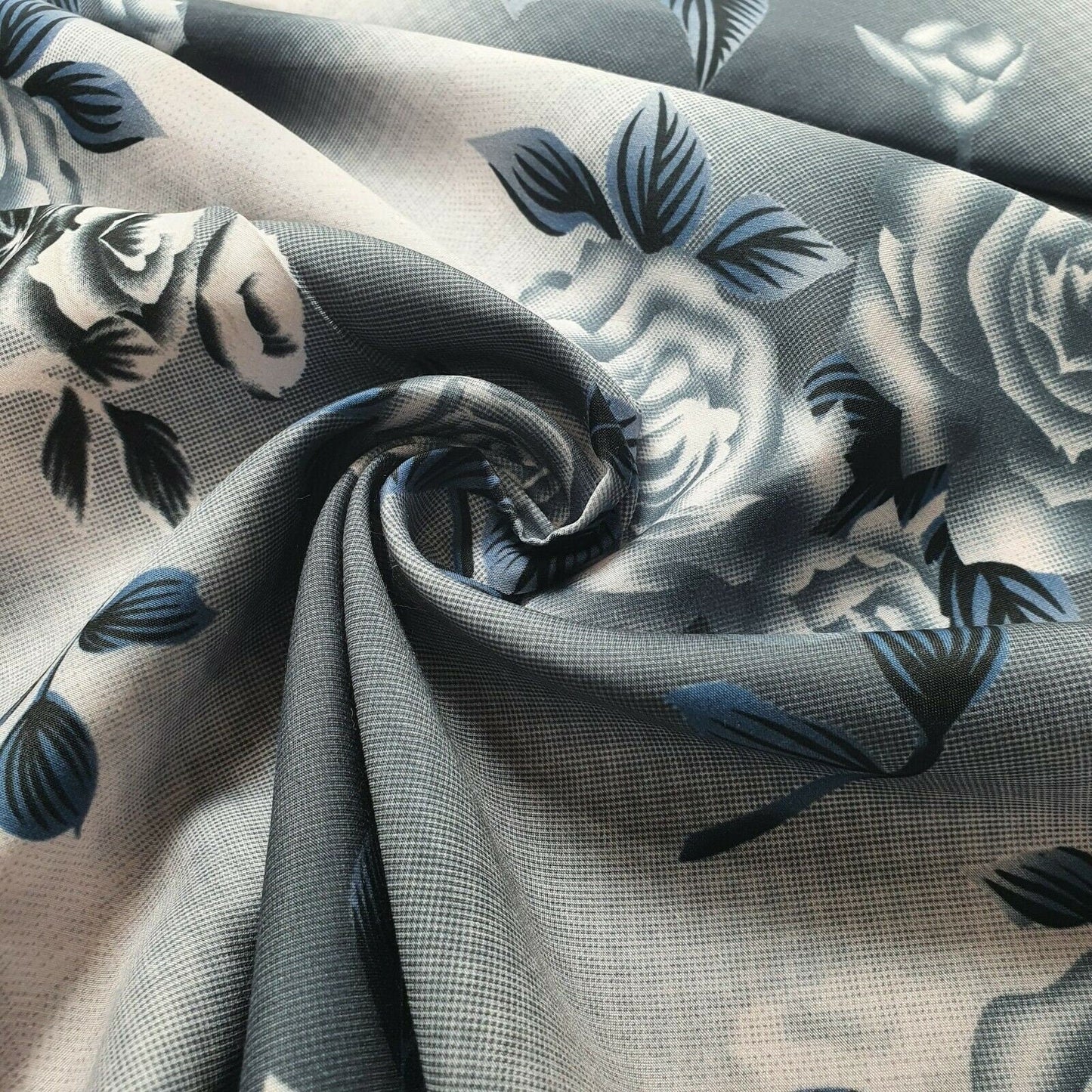 Digital Floral Print Polycotton Fabric – 44" Wide Soft Lightweight Dress & Craft Material