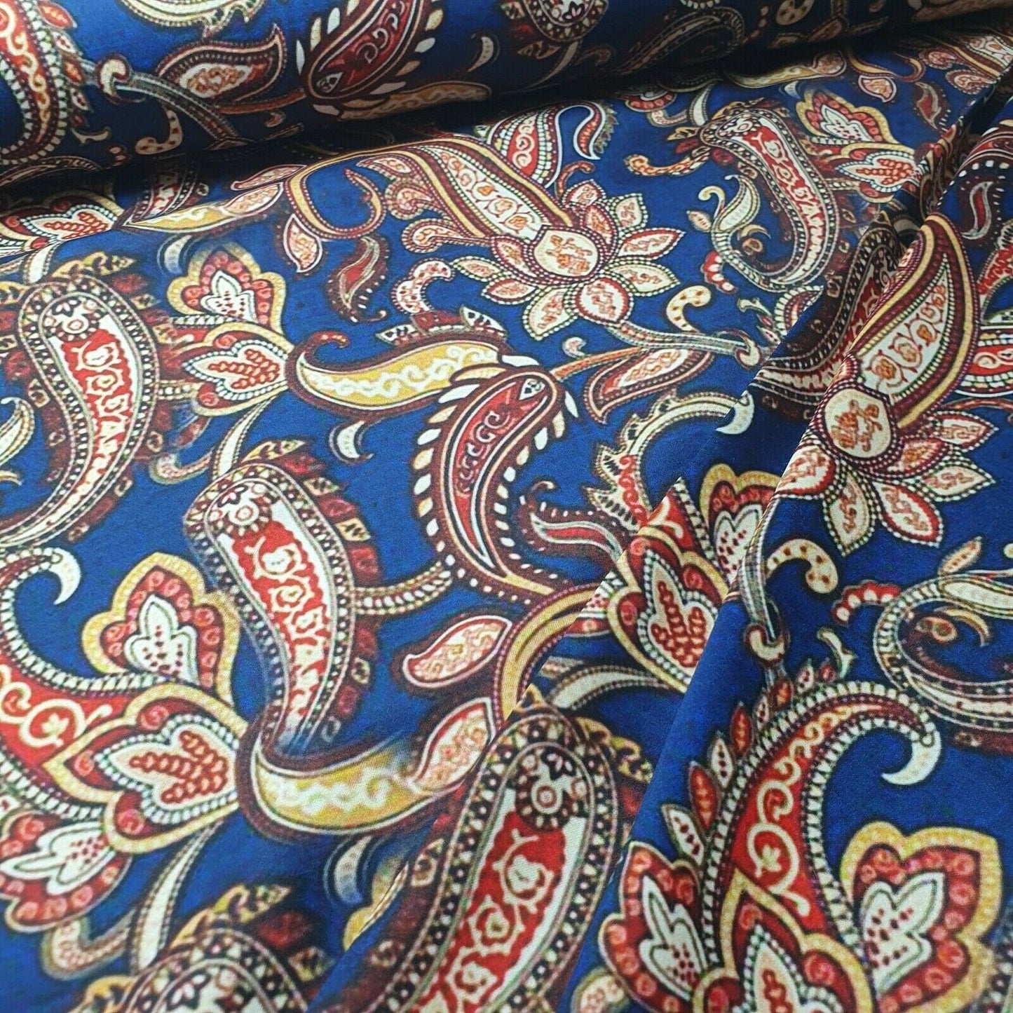Digital Floral Print Polycotton Fabric – 44" Wide Soft Lightweight Dress & Craft Material