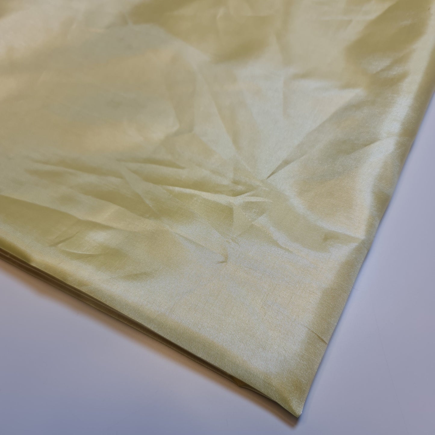 Habotai Lightweight Satin Fabric – 58" Wide Anti-Static Lining for Dresses, Skirts, Jackets & Décor by the Metre