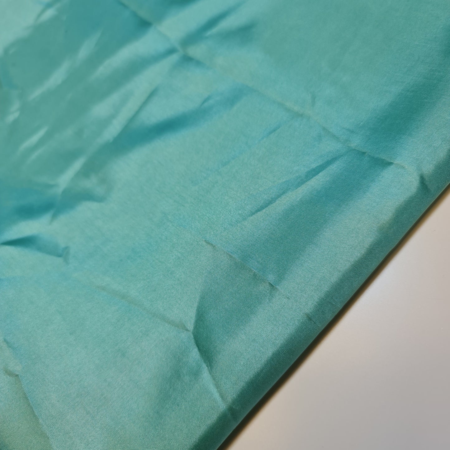 Habotai Lightweight Satin Fabric – 58" Wide Anti-Static Lining for Dresses, Skirts, Jackets & Décor by the Metre
