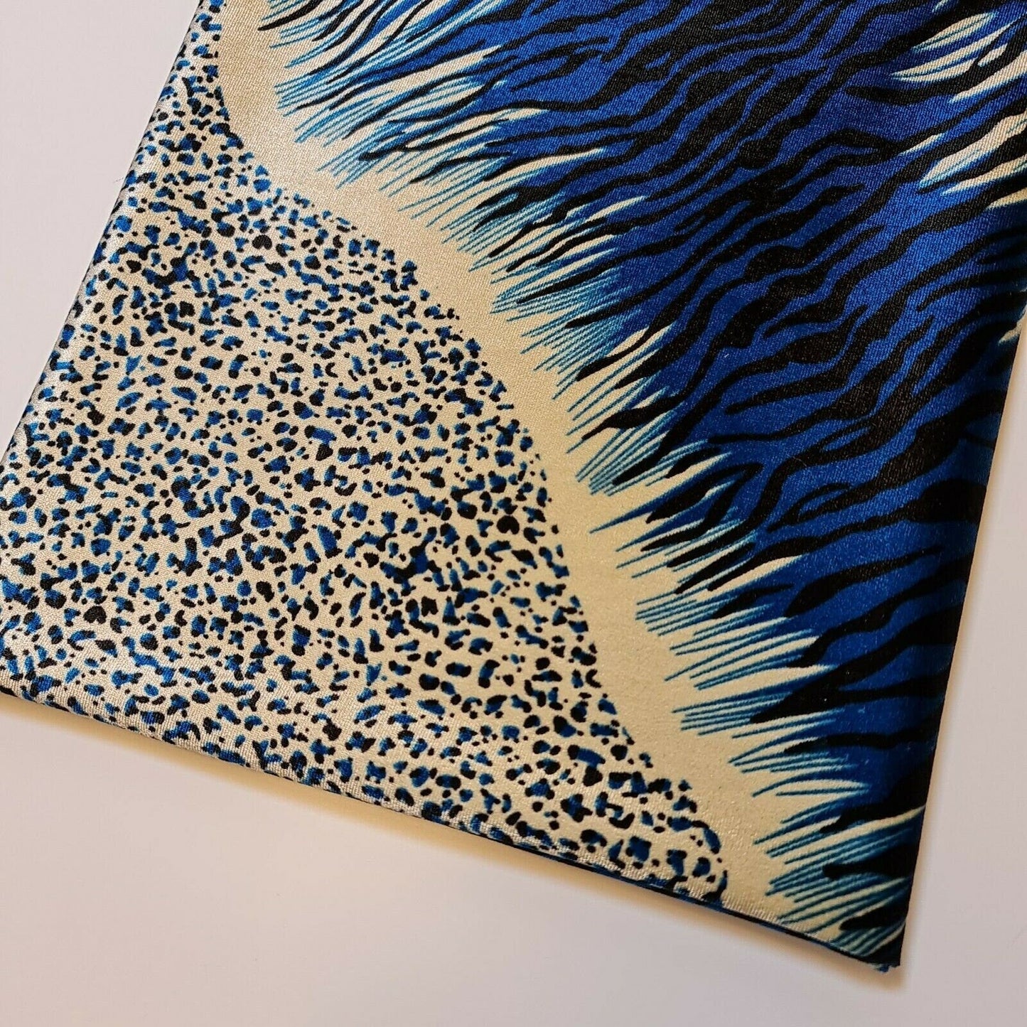 Stretch Animal & Floral Printed Velvet Fabric – 58" Wide Soft Upholstery, Patchwork & Craft Material