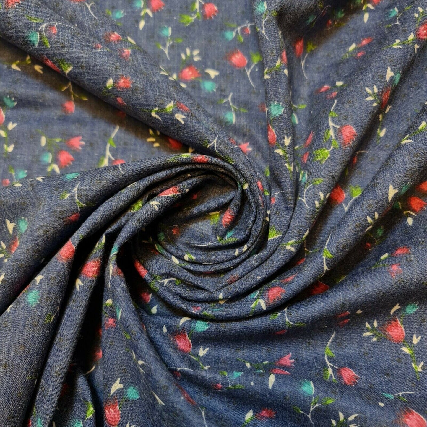 Vintage Japanese Floral Printed Polycotton Fabric – 58" Wide Soft Dress & Craft Material by the Metre