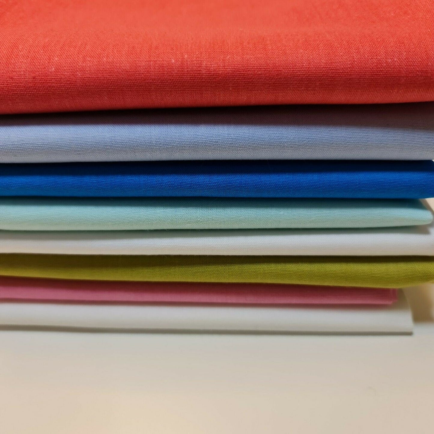 100% Cotton Fat Quarter Fabric Bundle of 8 50x50cm Mix Colours Plain Solid Colours Quilting Patchwork Material