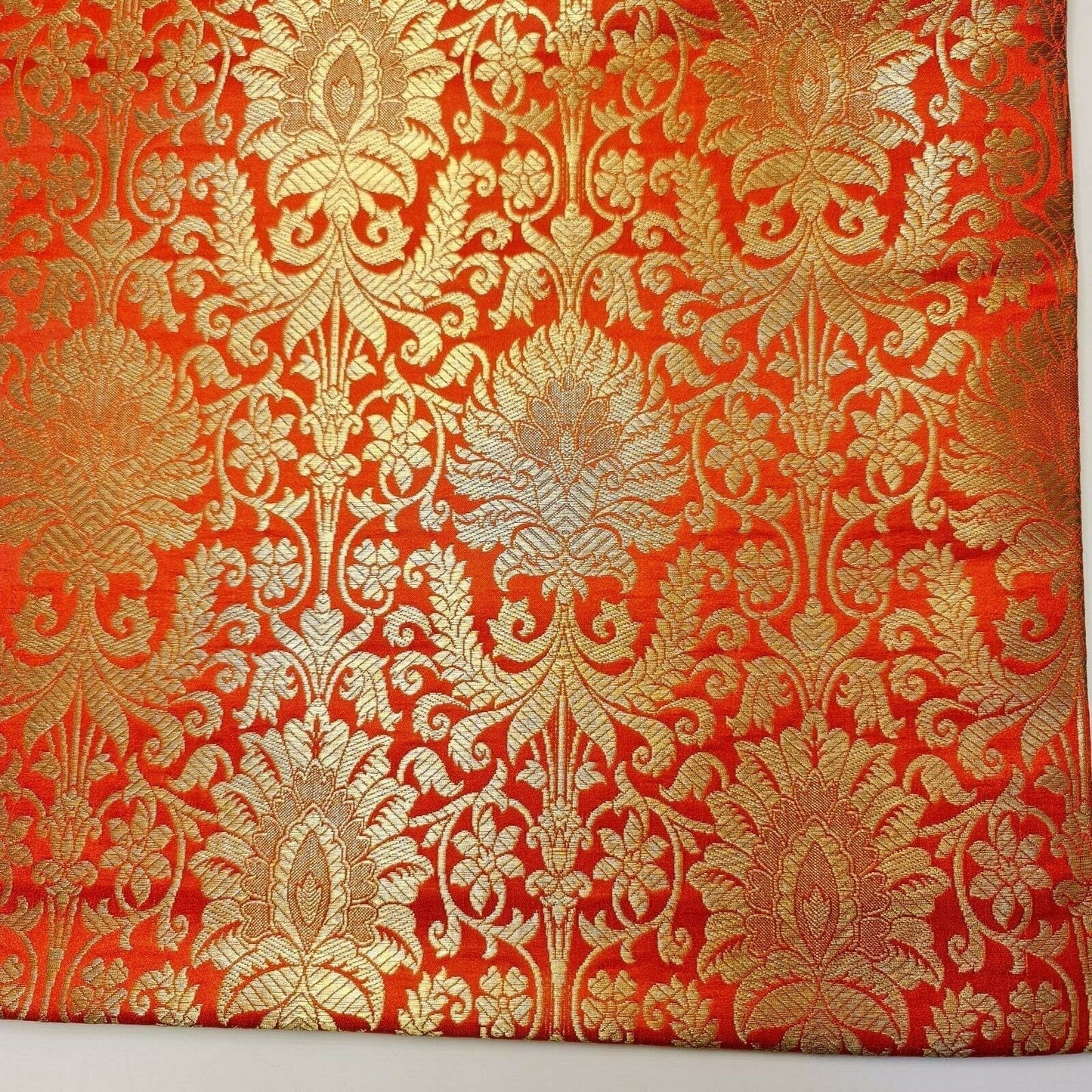 Floral Gold Leaf Damask Banarasi Brocade Fabric – Ornamental Metallic Indian Jacquard 44" Wide