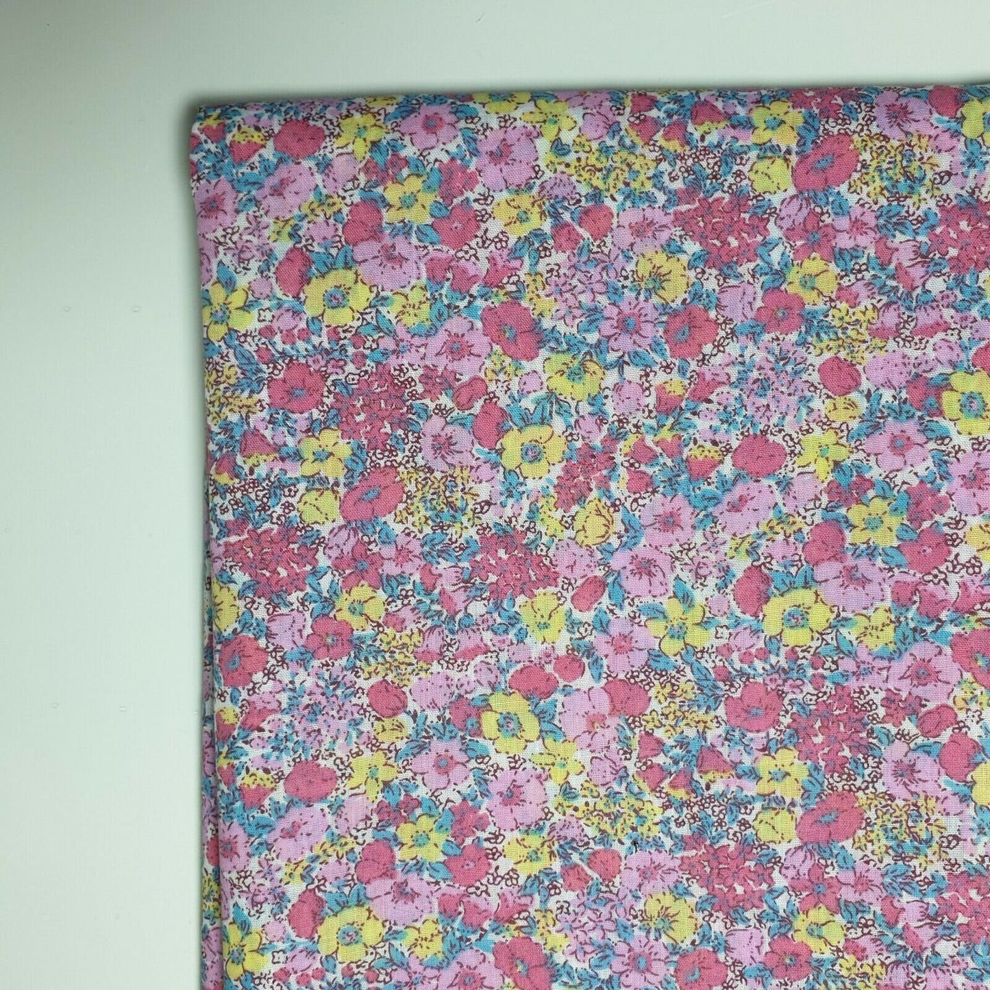 Printed Polycotton Fabric – 44" Wide – Floral, Animal, Nautical, Stars, Stripes, Fruit & Seasonal Craft Material by the Metre