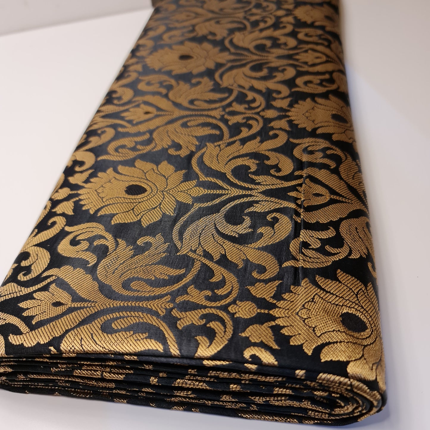 Luxurious Floral Banarasi Brocade Fabric – Premium Indian Gold Metallic Jacquard Woven Material 44" Wide
