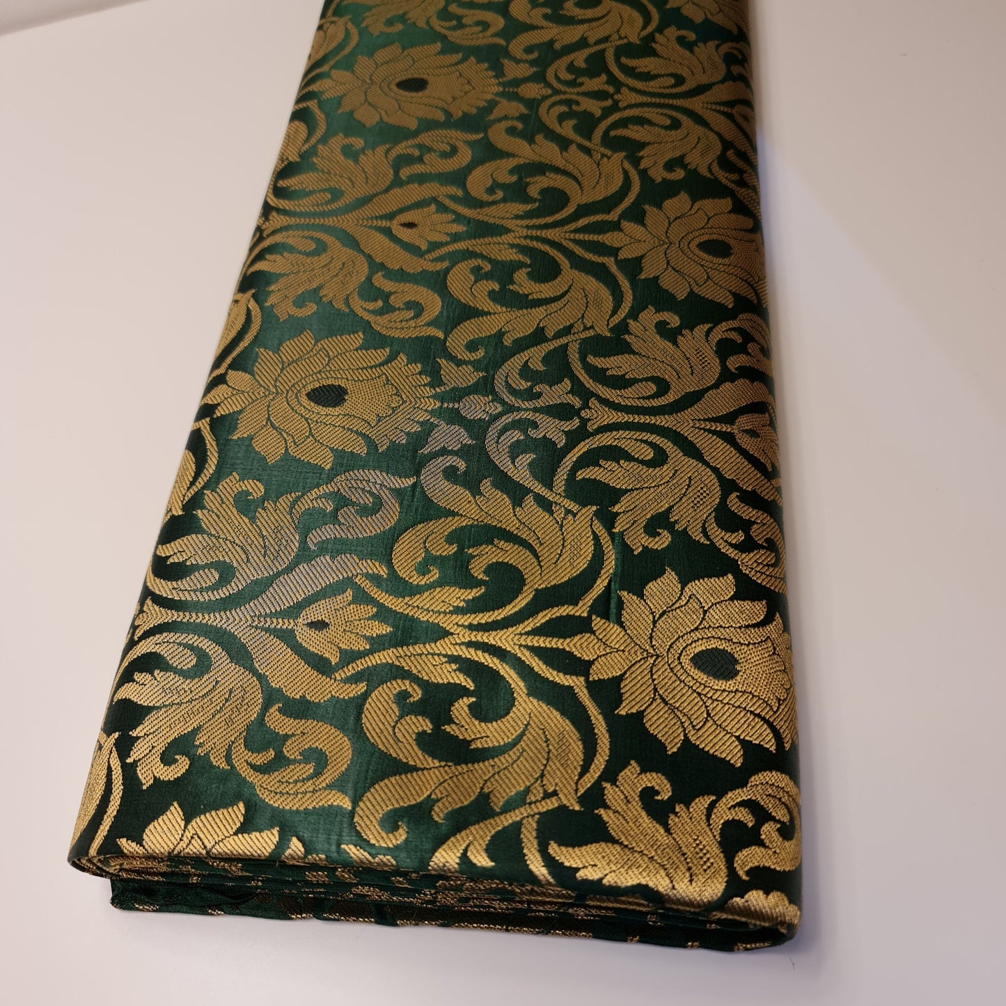 Luxurious Floral Banarasi Brocade Fabric – Premium Indian Gold Metallic Jacquard Woven Material 44" Wide