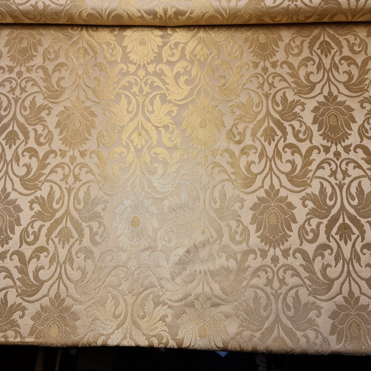 Luxurious Floral Banarasi Brocade Fabric – Premium Indian Gold Metallic Jacquard Woven Material 44" Wide