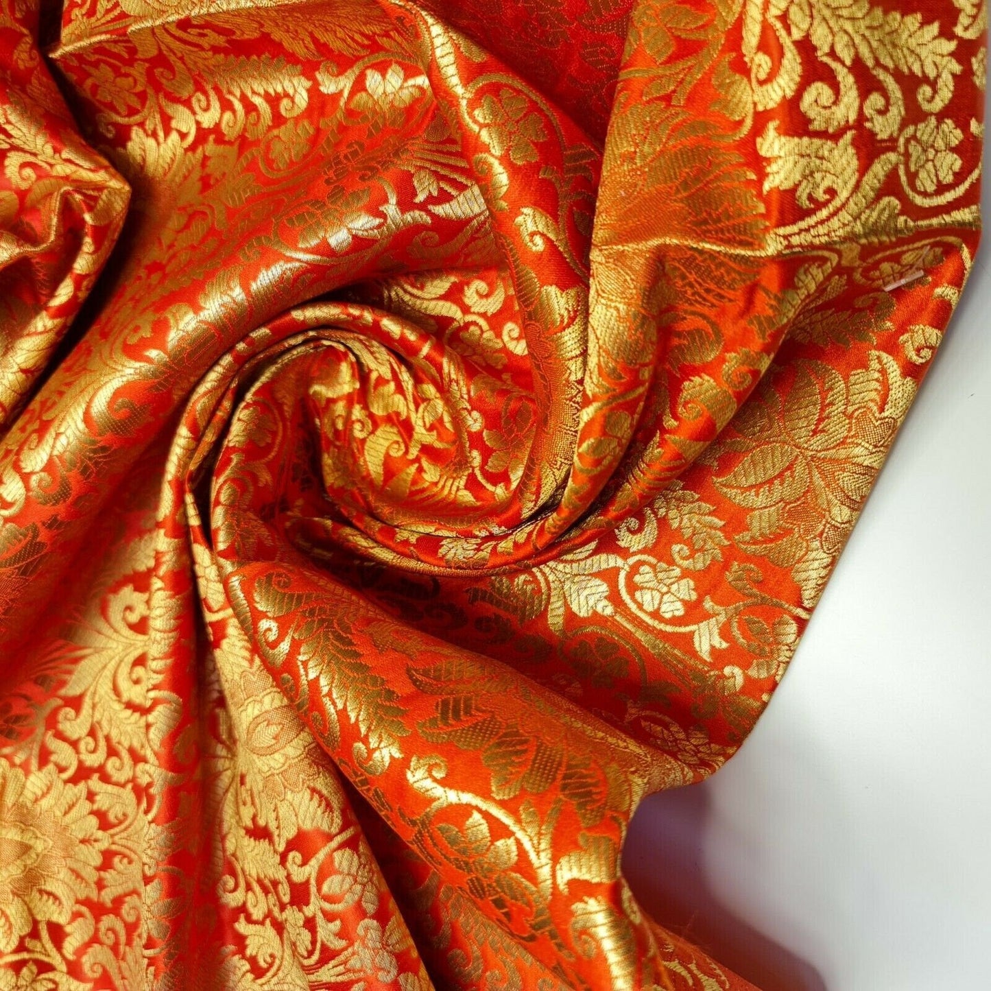 Floral Gold Leaf Damask Banarasi Brocade Fabric – Ornamental Metallic Indian Jacquard 44" Wide