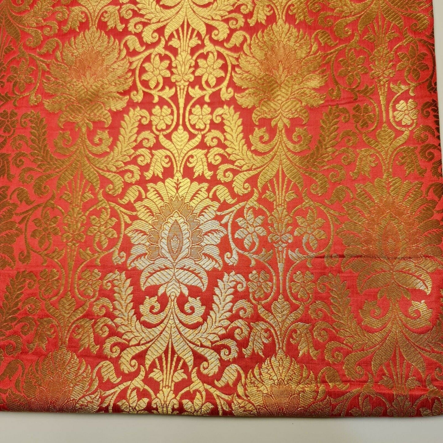 Floral Gold Leaf Damask Banarasi Brocade Fabric – Ornamental Metallic Indian Jacquard 44" Wide