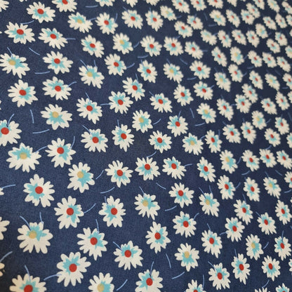 100% Cotton Poplin Daisy Daisy Flower Print Fabric Dress Craft Soft Fabric 58"