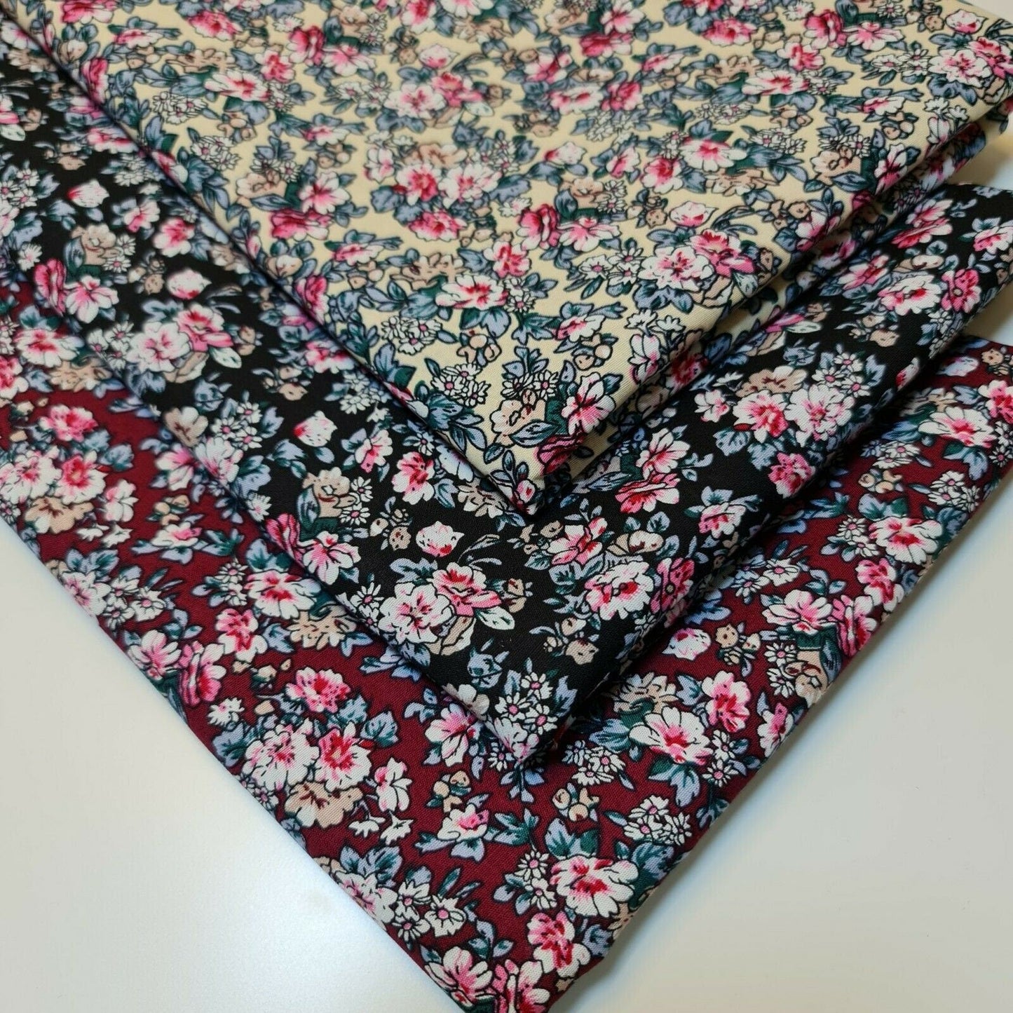 Wild Floral 100% Cotton Poplin Daisy Flower Print Fabric Dress Craft Soft Fabric 58"