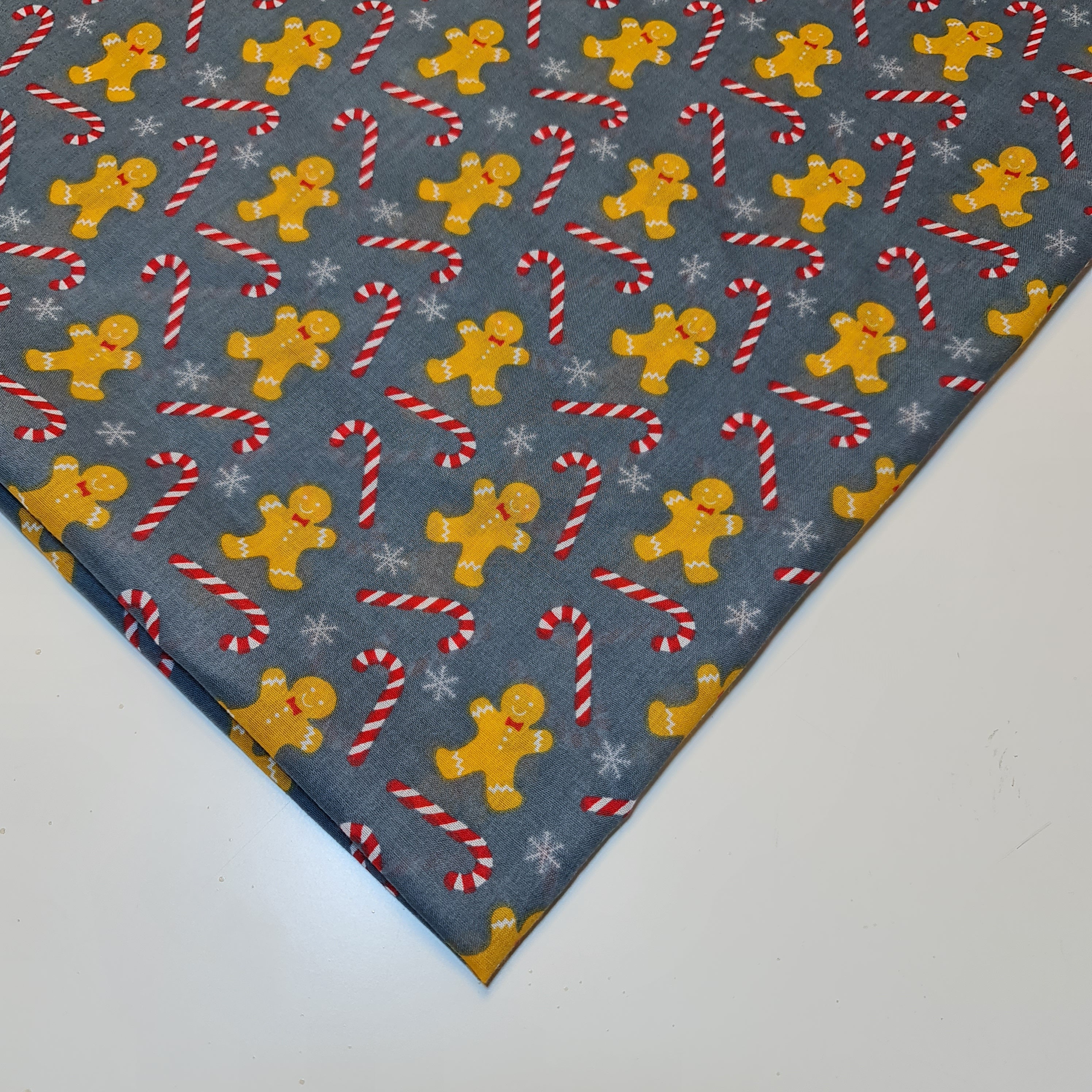 Christmas Festive Polycotton Print Fabric – 44