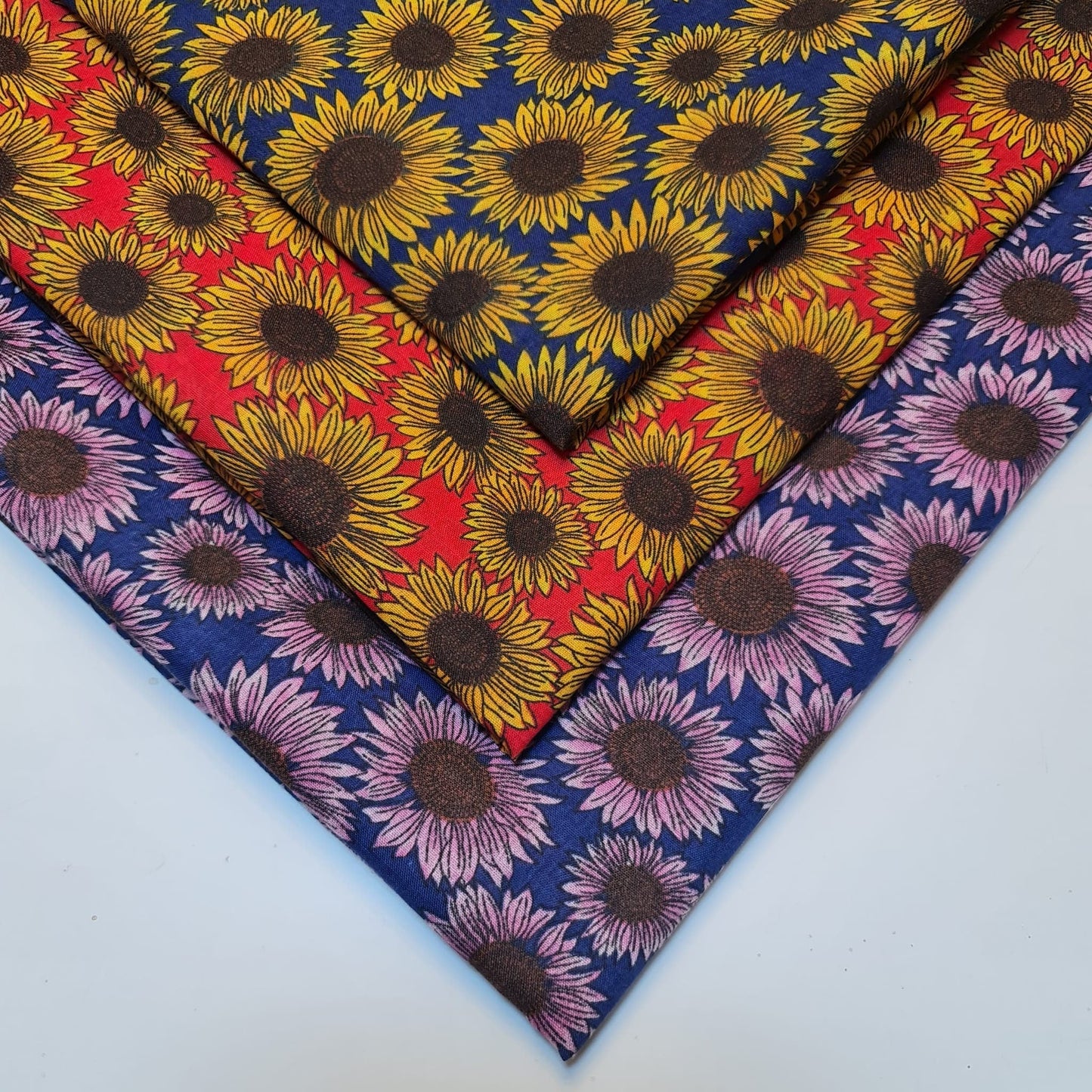 Printed Polycotton Fabric – 44" Wide – Floral, Animal, Nautical, Stars, Stripes, Fruit & Seasonal Craft Material by the Metre