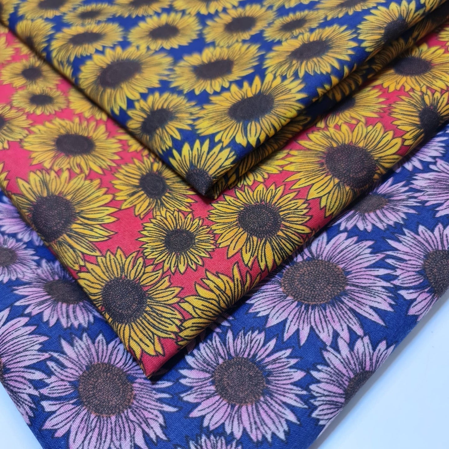 Printed Polycotton Fabric – 44" Wide – Floral, Animal, Nautical, Stars, Stripes, Fruit & Seasonal Craft Material by the Metre