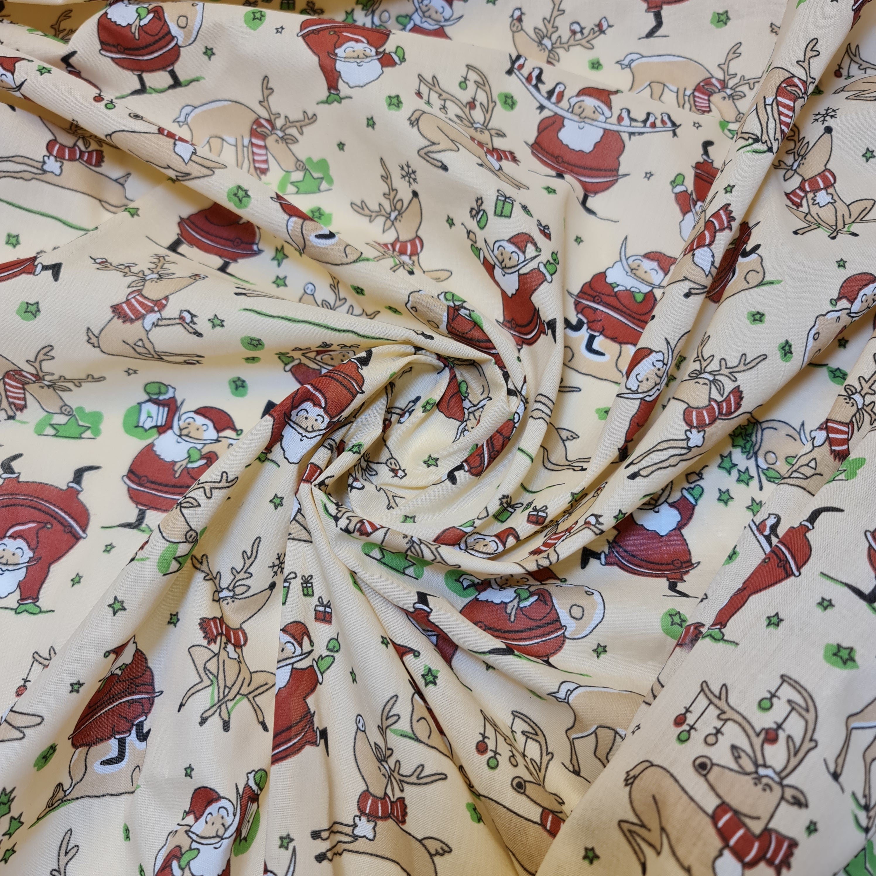 Christmas Festive Polycotton Print Fabric – 44