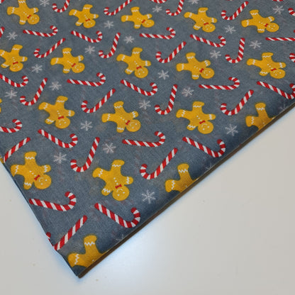 Christmas Festive Polycotton Print Fabric – 44" Wide Craft & Dressmaking Material by the Metre