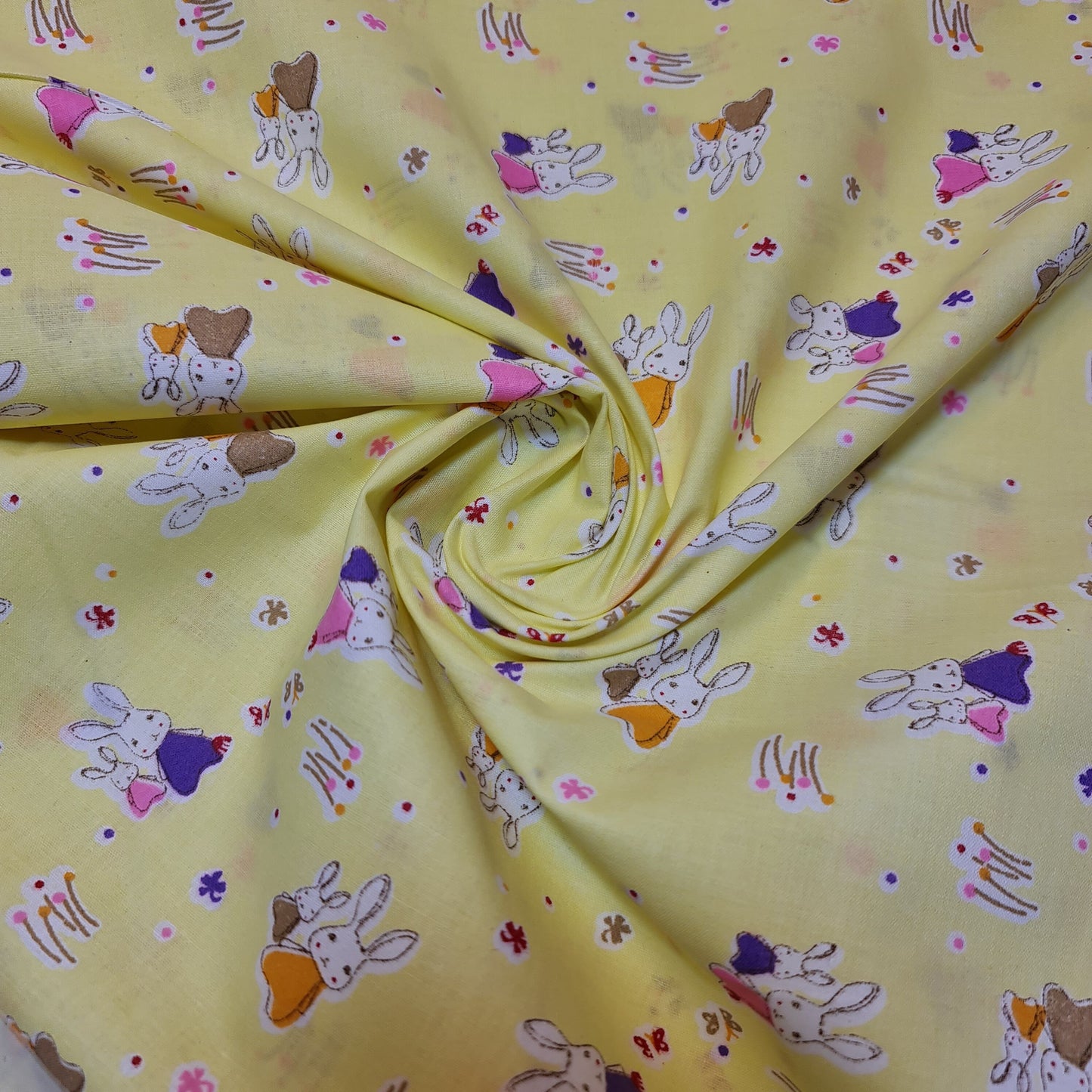 Kids Print 100% Cotton Poplin Fabric – Rabbit Print, 44" Wide Soft Dressmaking & Craft Material by the Meter