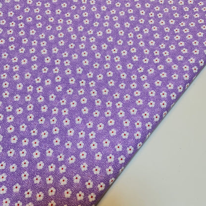 Printed Polycotton Fabric – 44" Wide – Floral, Animal, Nautical, Stars, Stripes, Fruit & Seasonal Craft Material by the Metre