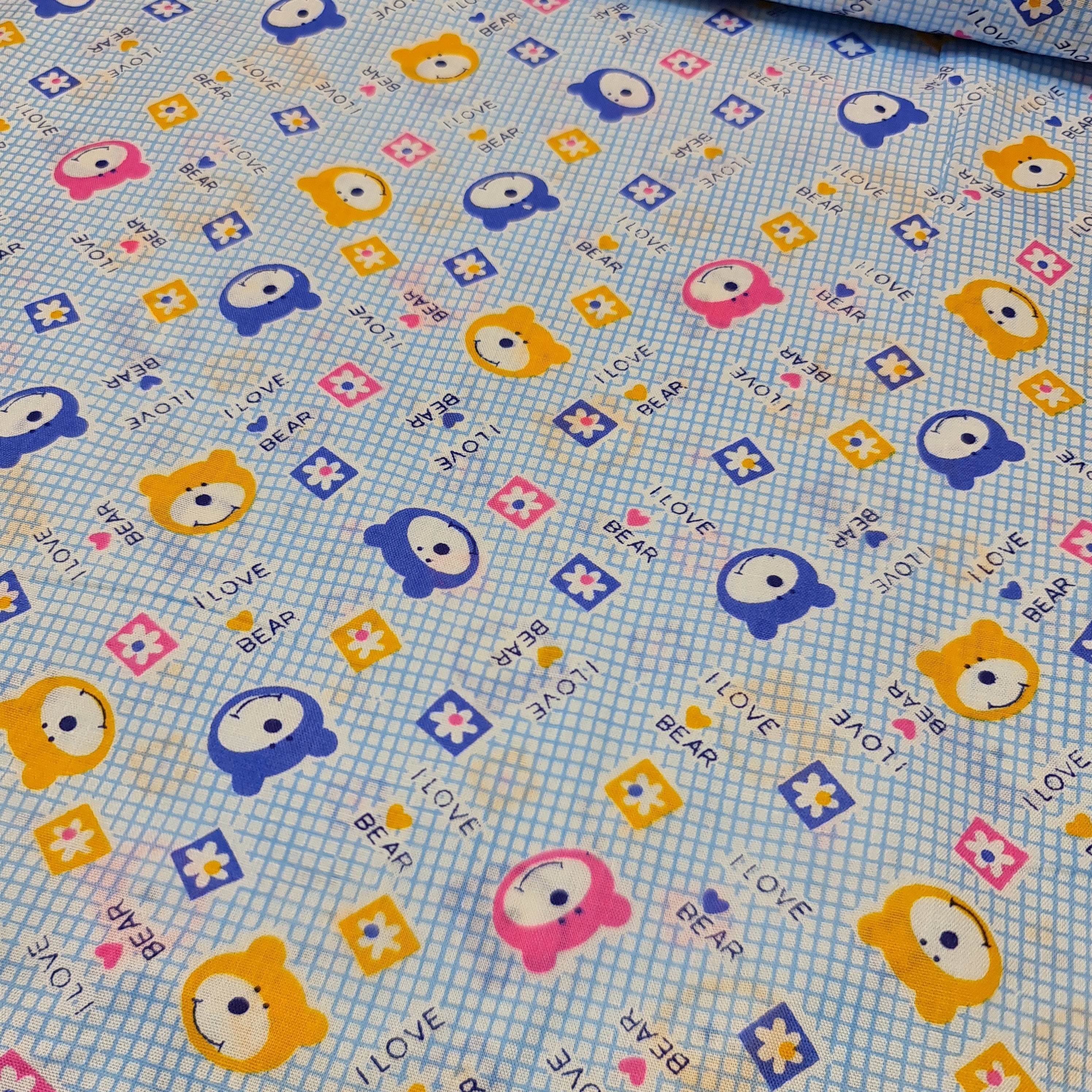 Kids Print 100% Cotton Poplin Fabric Bear Print Small Check Base (44
