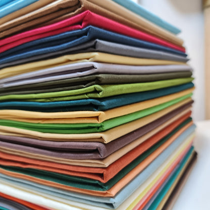 Plain 100% Cotton Fabric Material Fat Quarters Quilting Metre 30 Colours 44 Inch Wide  (Bottle Green)