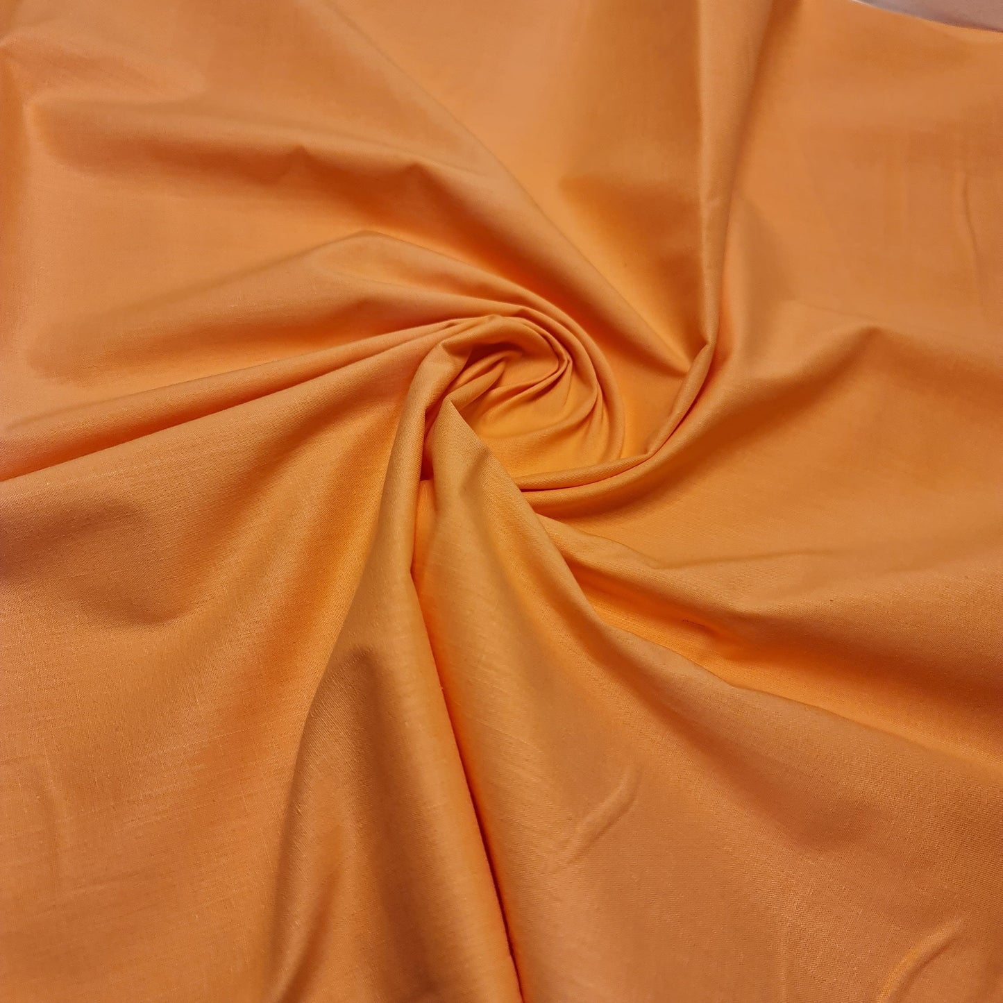 Plain 100% Cotton (Cambric) Fabric – 44" Wide Quilting, Dressmaking & Craft Material by the Metre