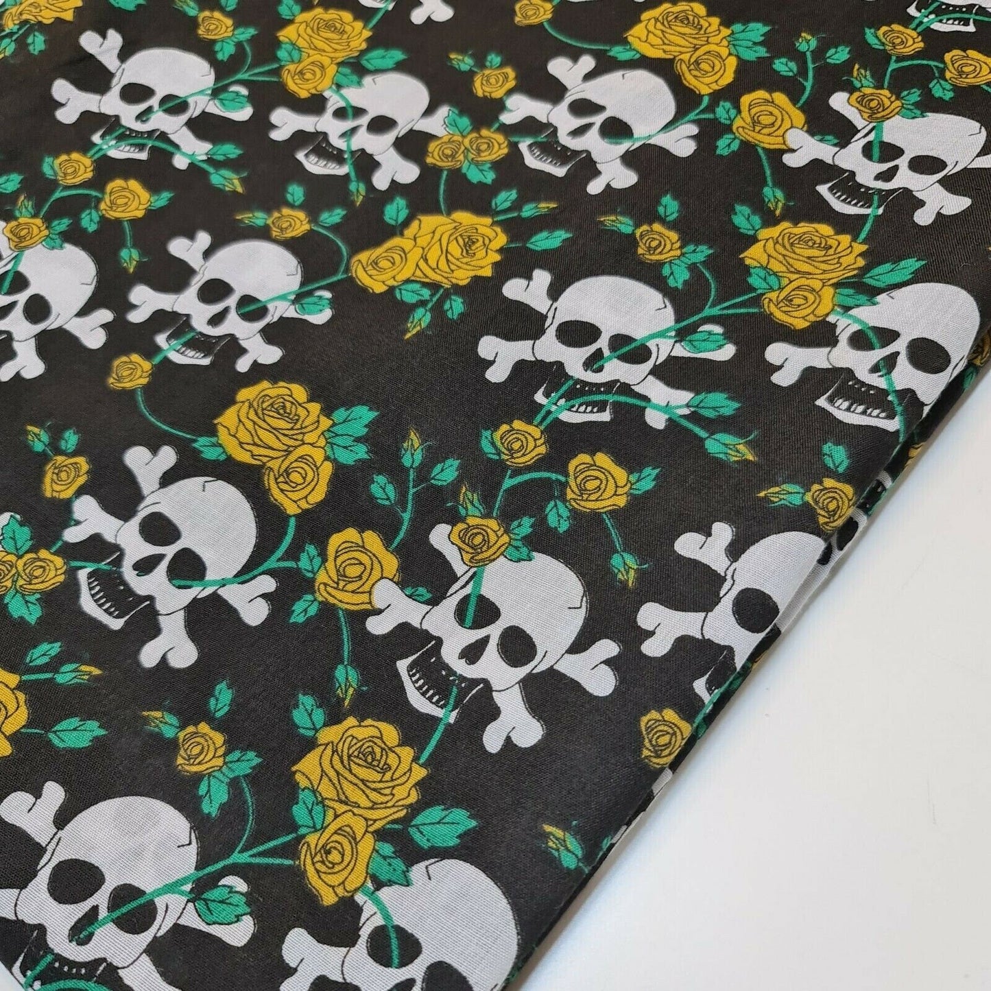 Halloween Skull & Roses Polycotton Fabric – 44" Wide Black Base Costume & Craft Material