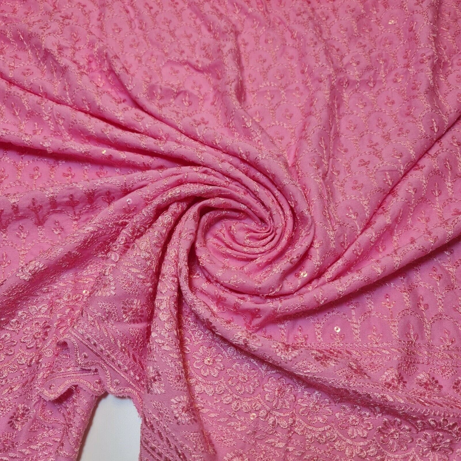 Broderie Anglaise Sequin Embroidery Viscose Fabric – 44