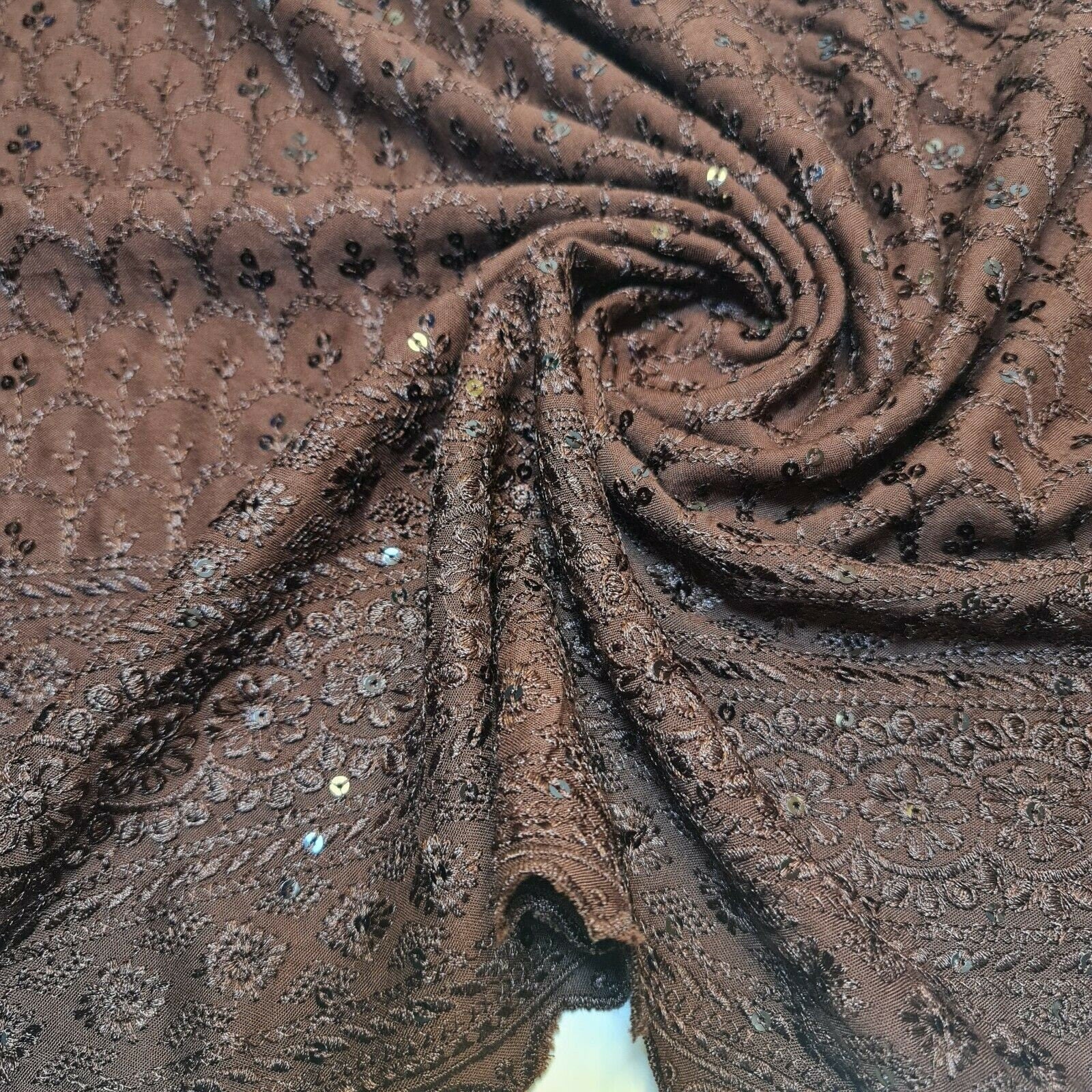 Broderie Anglaise Sequin Embroidery Viscose Fabric – 44