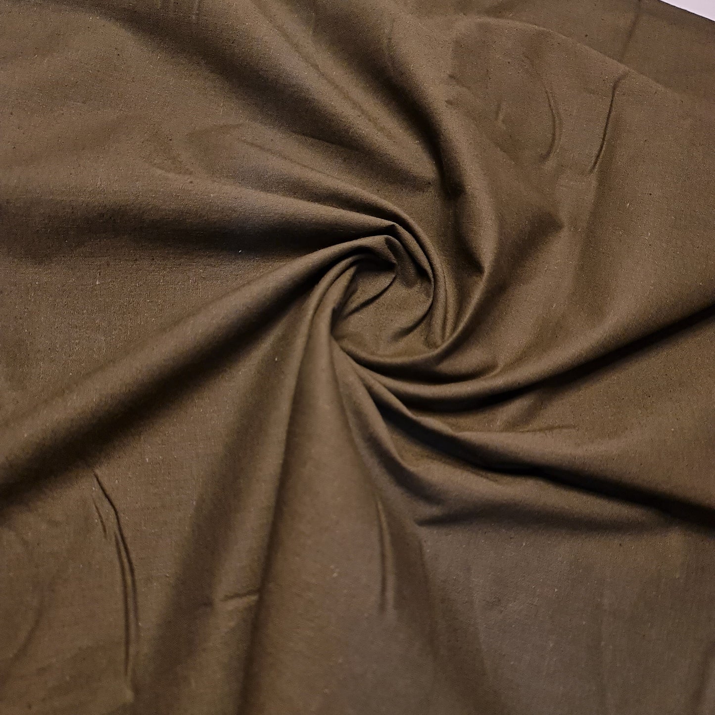 Plain 100% Cotton (Cambric) Fabric – 44" Wide Quilting, Dressmaking & Craft Material by the Metre
