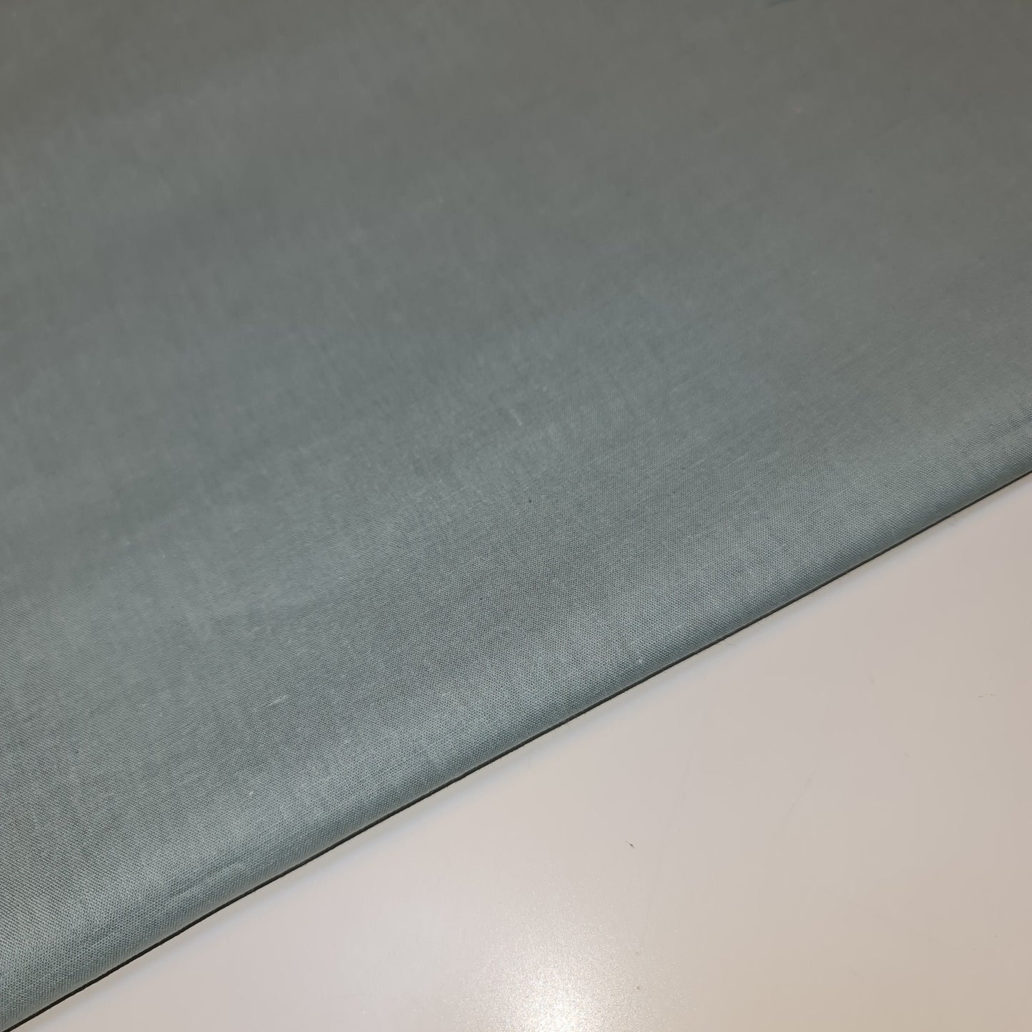 Plain 100% Cotton (Cambric) Fabric – 44" Wide Quilting, Dressmaking & Craft Material by the Metre