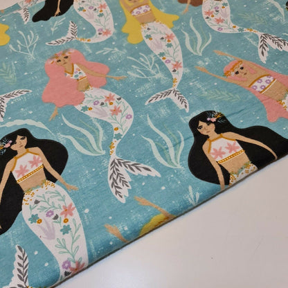 100% Cotton Brushed Flannel Winceyette Fabric – 44" Wide Printed Material for Quilting & Sewing Projects