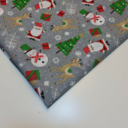 Christmas Festive Polycotton Print Fabric – 44" Wide Craft & Dressmaking Material by the Metre