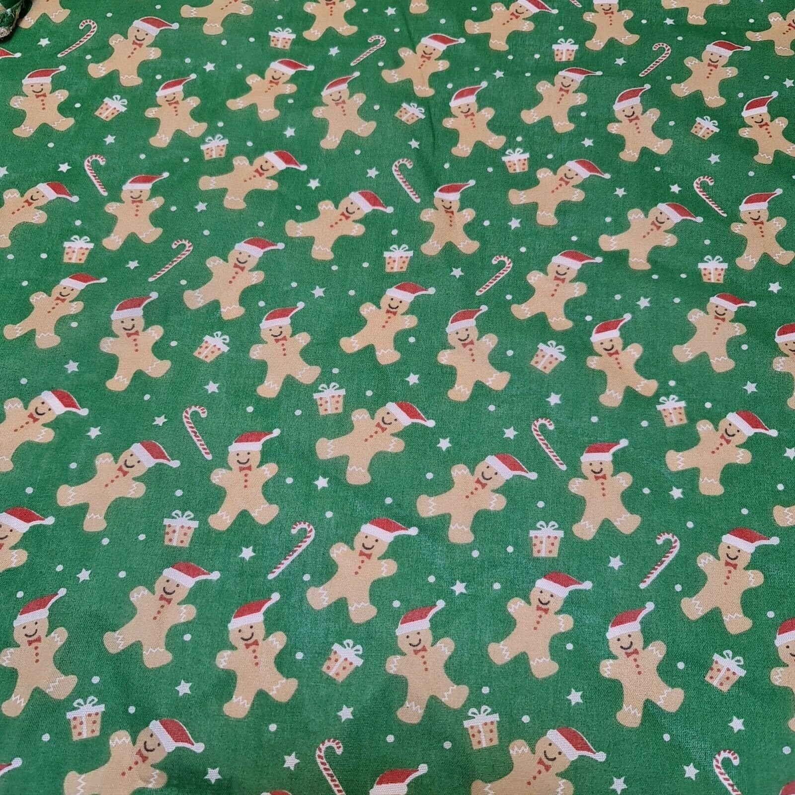 Christmas Festive Polycotton Print Fabric – 44