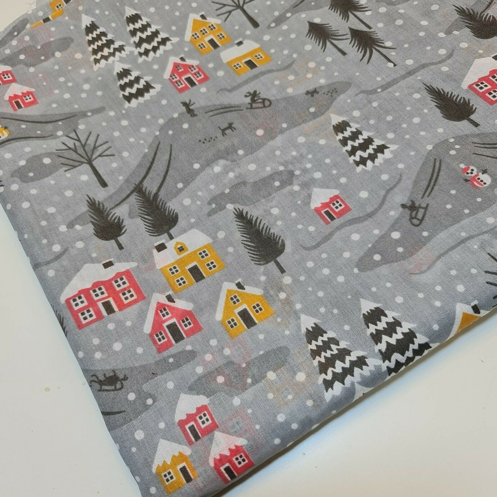 Christmas Festive Polycotton Print Fabric – 44