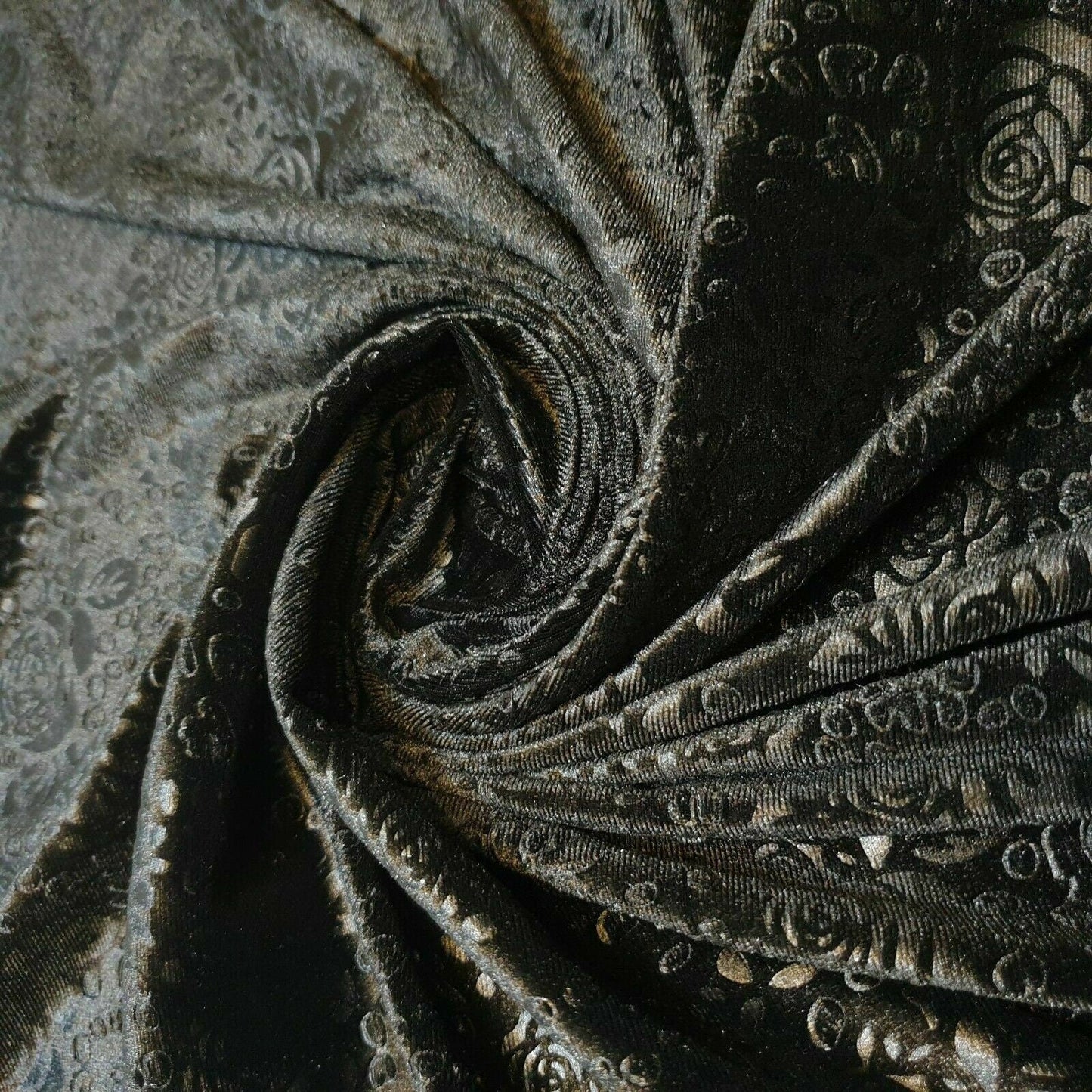 Roses Floral Embossed Stretch Velvet Velour Fabric – 58" Wide Premium Dress & Craft Material