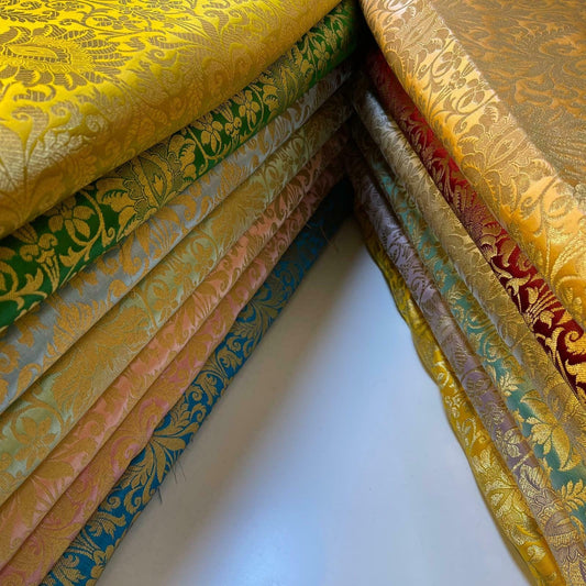 Floral Gold Leaf Damask Banarasi Brocade Fabric – Ornamental Metallic Indian Jacquard 44" Wide