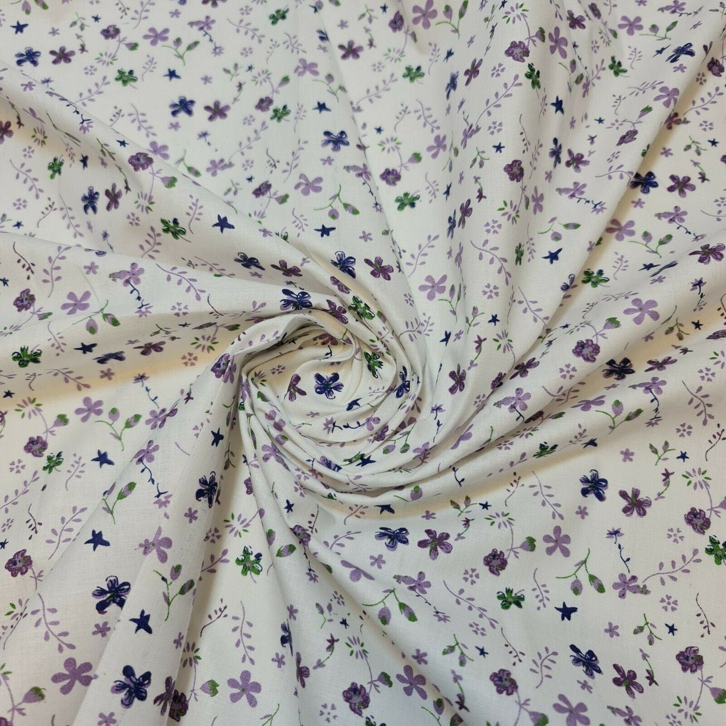 Clearance 100% Cotton Baby Ivory Leopard Ditsy Floral Dress Craft Material Meter