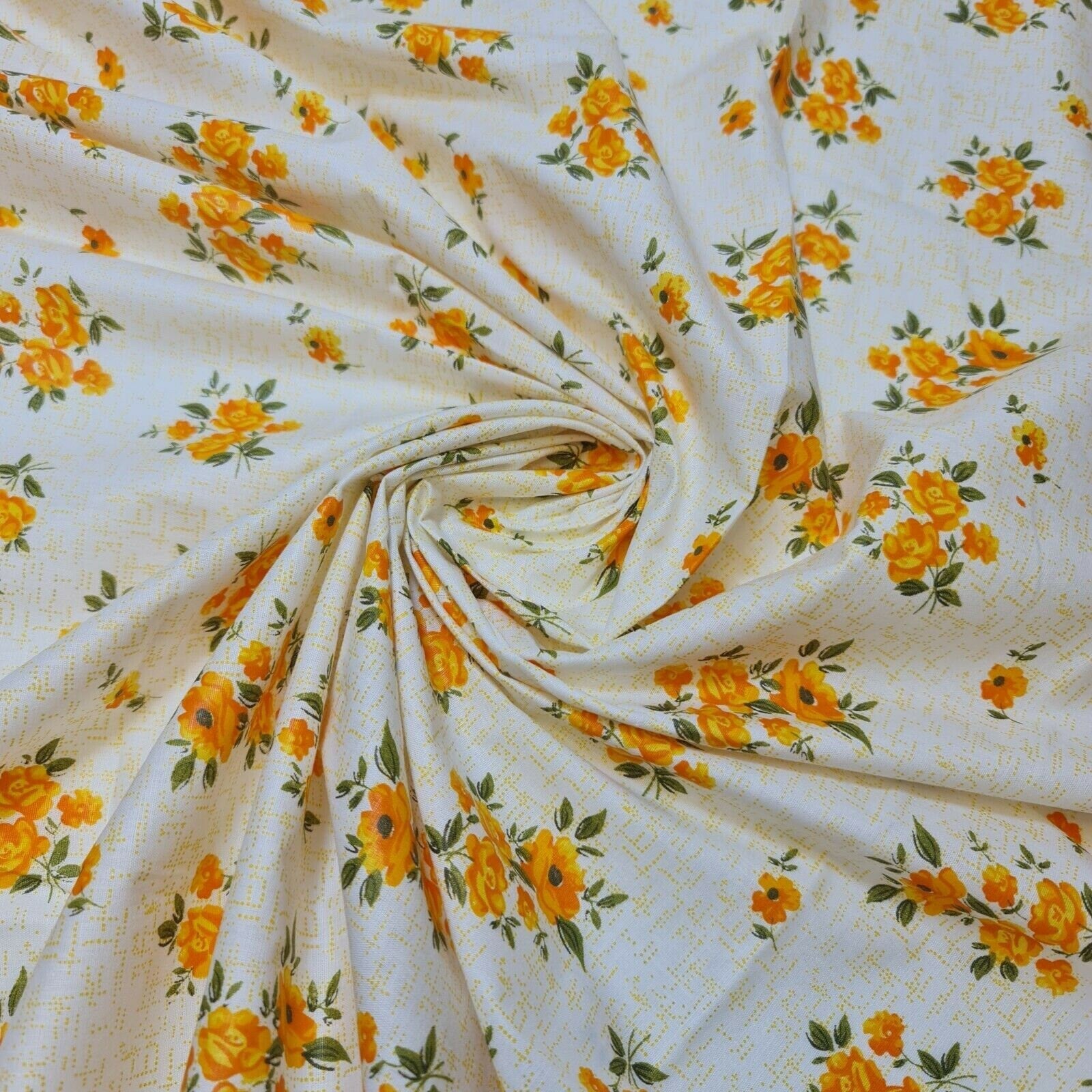 100% Cotton Baby Fabric Ivory Floral Vintage Ditsy Dress Craft Material Meter 44