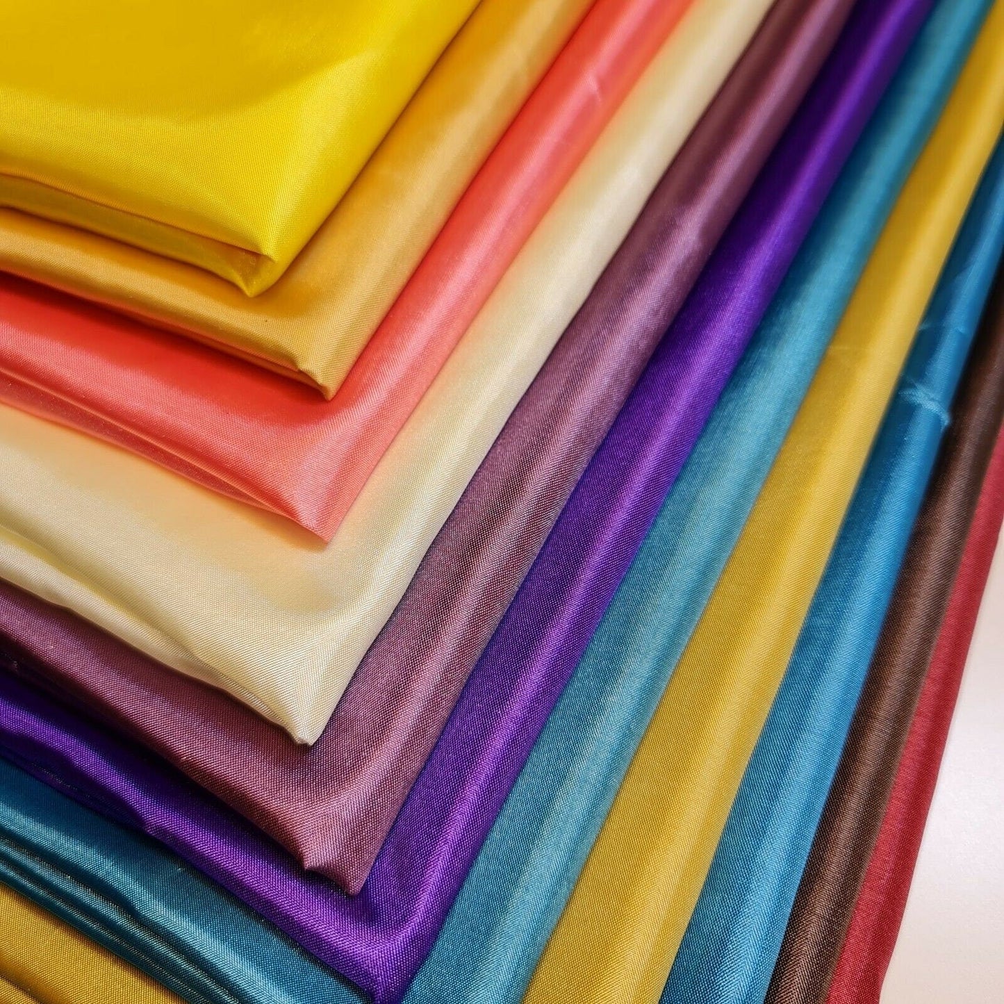 Habotai Lightweight Satin Fabric – 58" Wide Anti-Static Lining for Dresses, Skirts, Jackets & Décor by the Metre