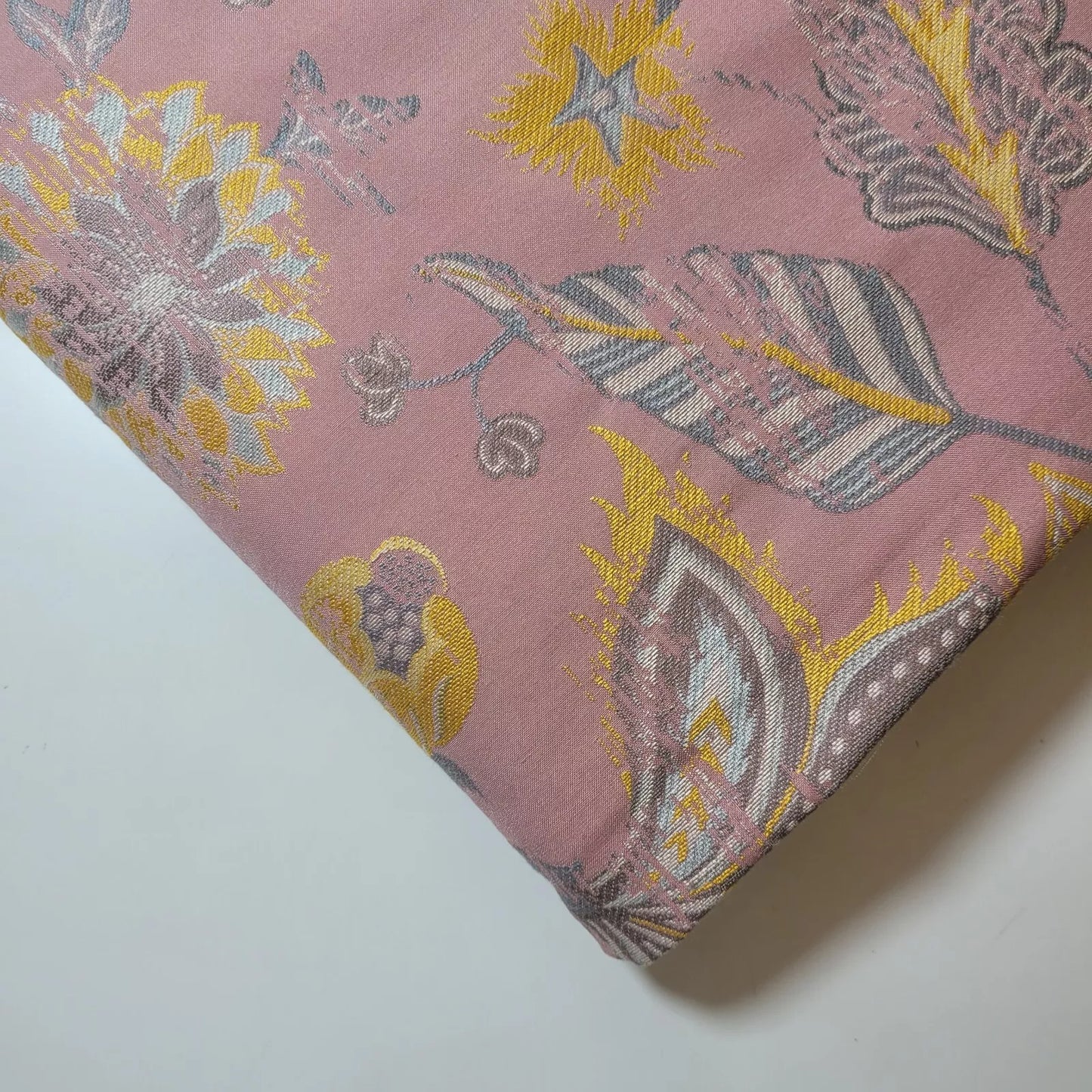 Ex-Designer Stock Upholstery Fabrics – 58" Wide Premium Chenille, Velvet, Linen & Tweed for Soft Furnishing & Crafts